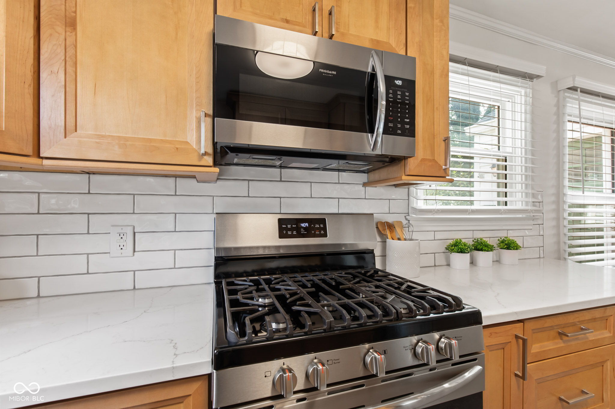 2626 Northview Avenue