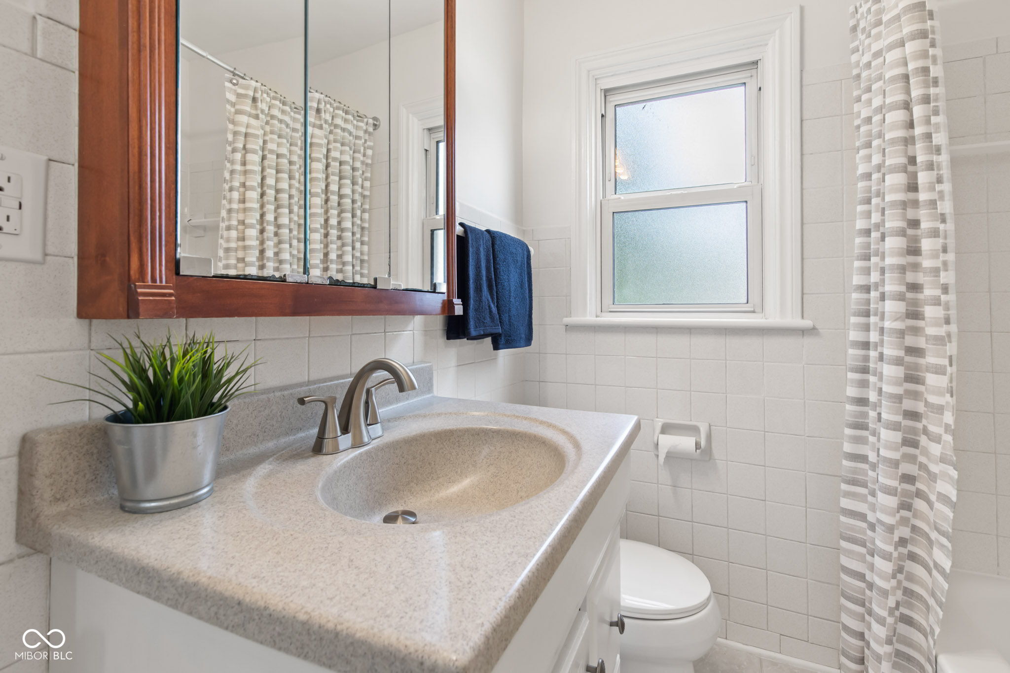 2626 Northview Avenue