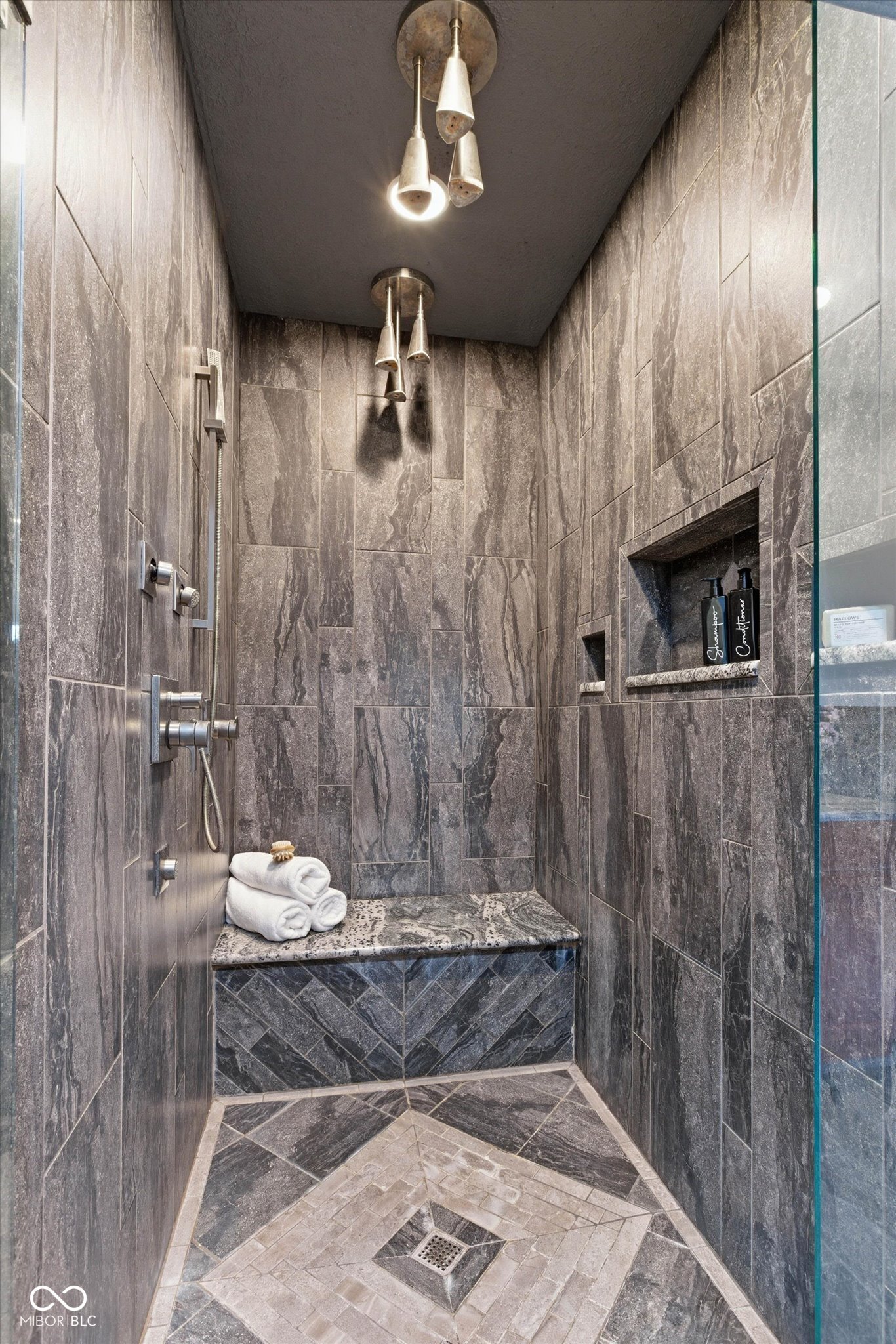 752 Ridge Gate Drive