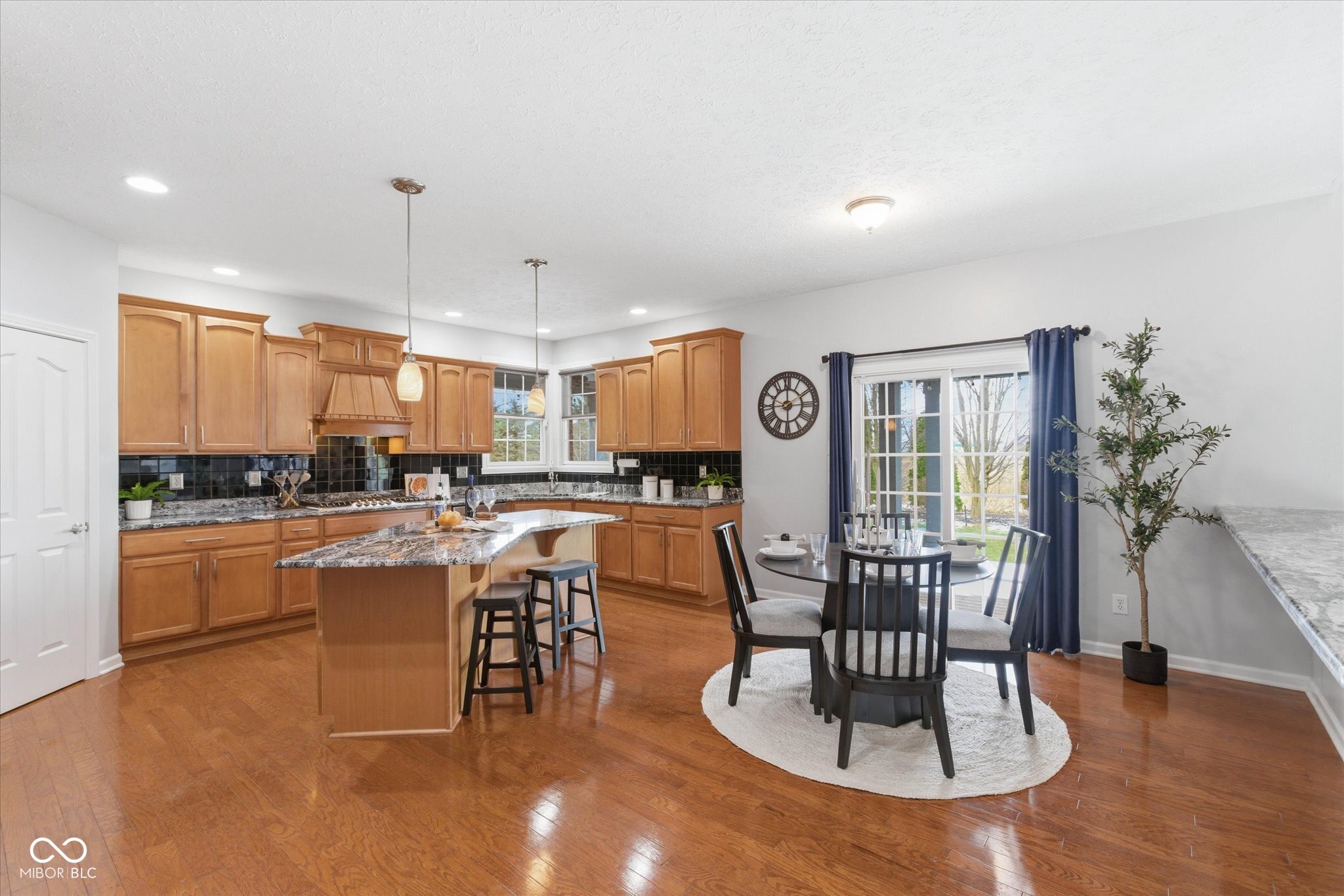 752 Ridge Gate Drive