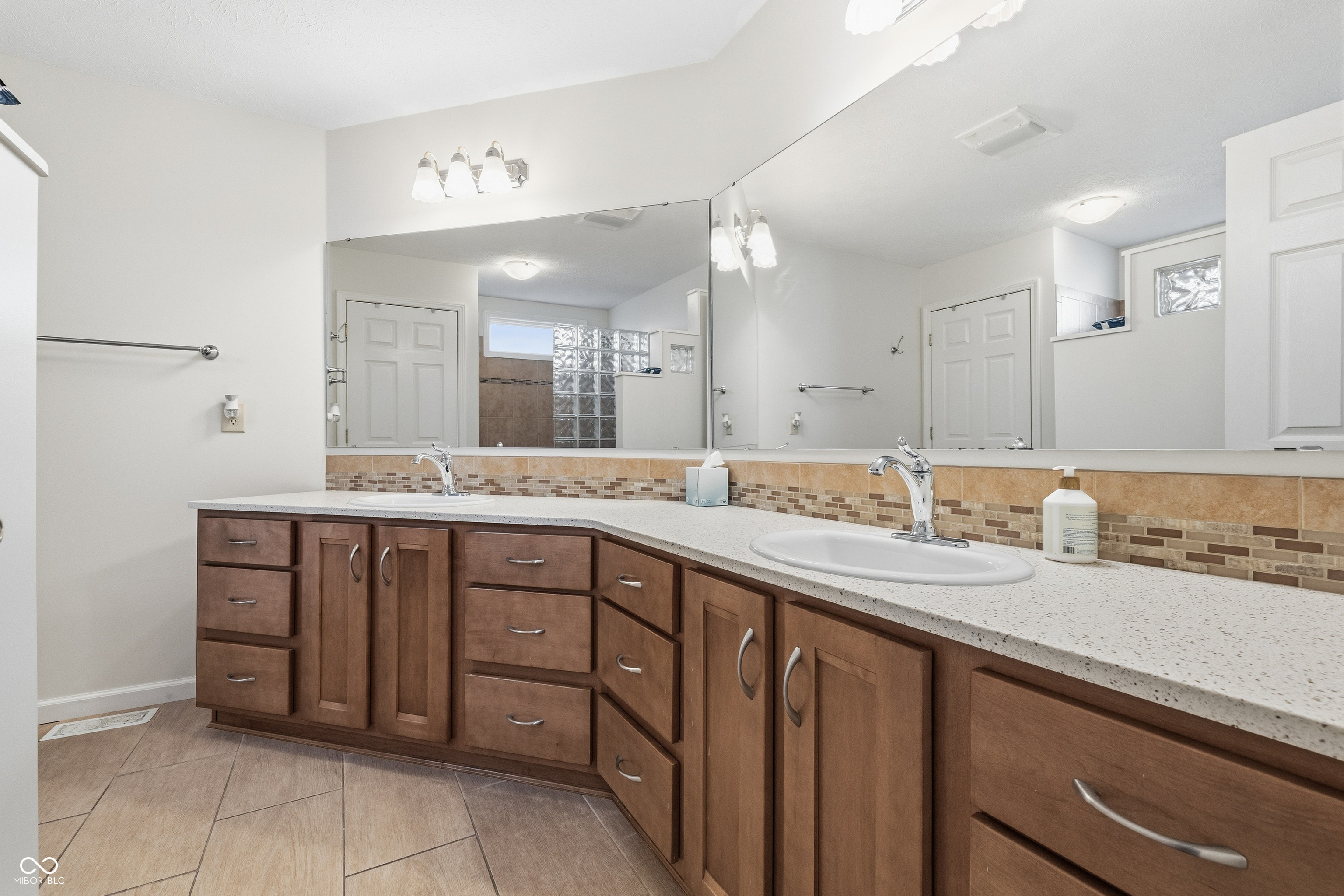 7316 Brackenwood Drive