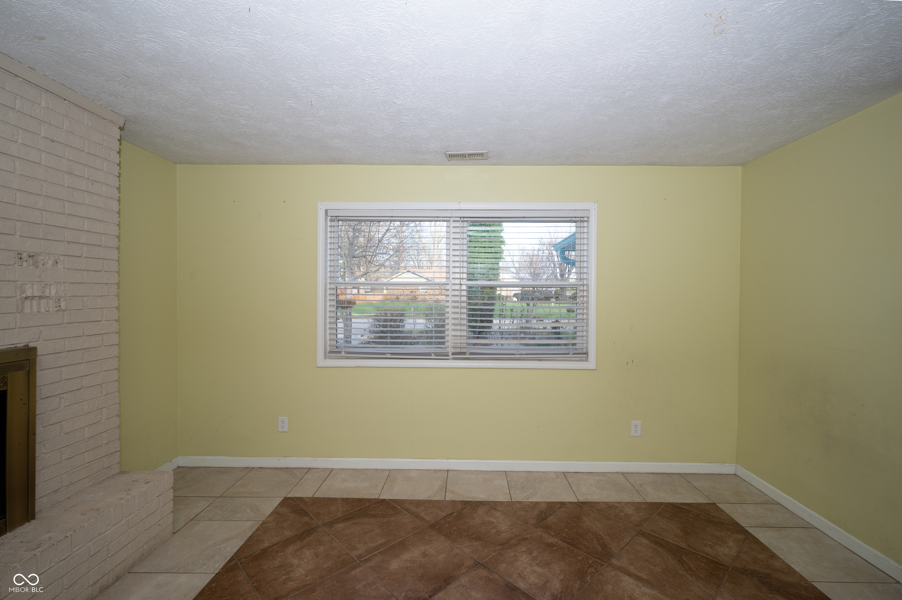 7832 Hearthstone Way