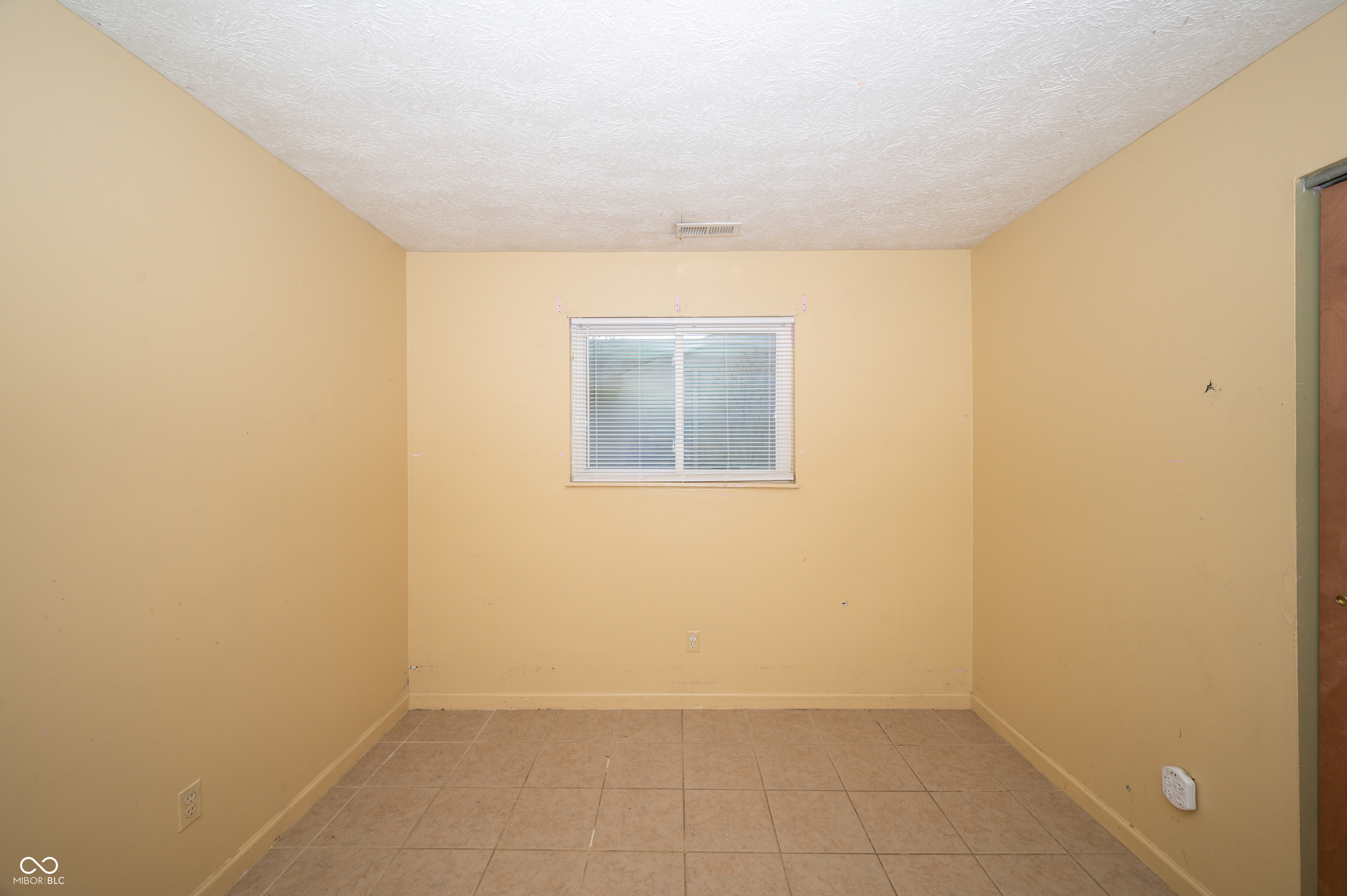 7832 Hearthstone Way