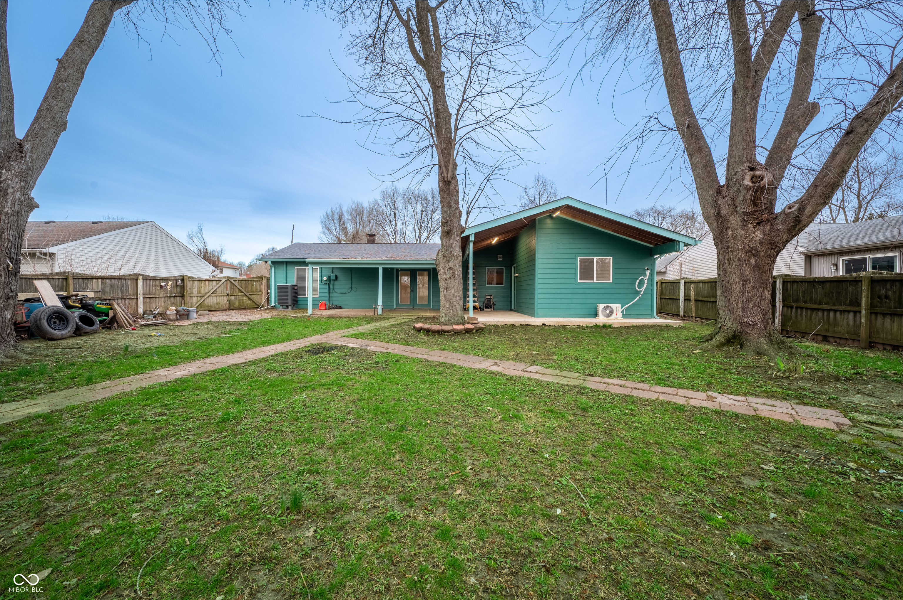 7832 Hearthstone Way