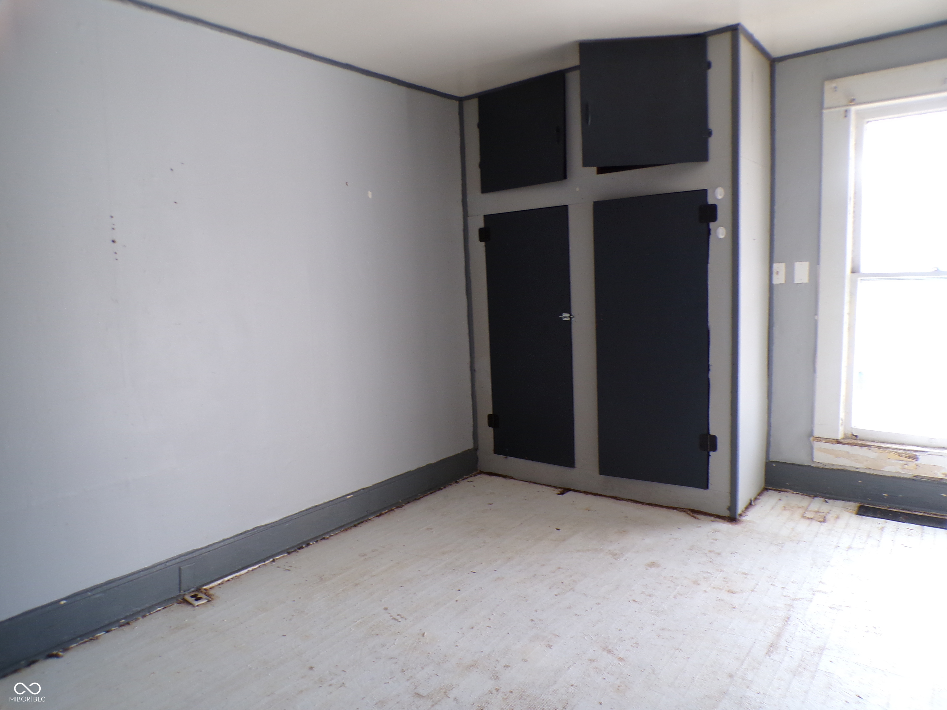 101 S Nebraska Street