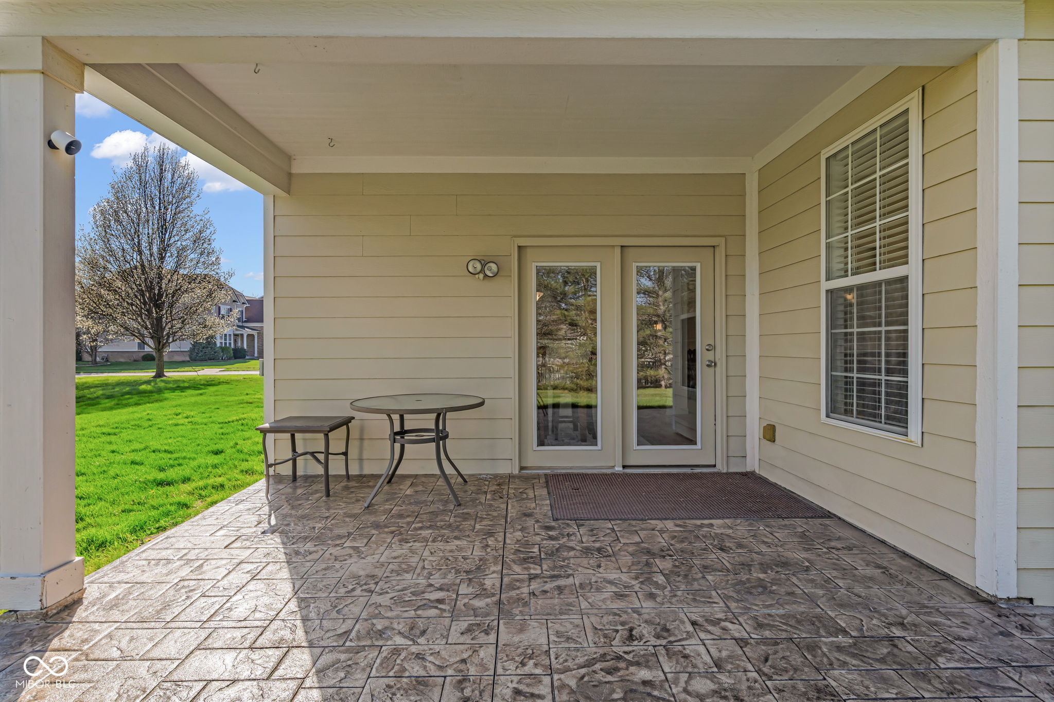 9357 Woodslake Drive
