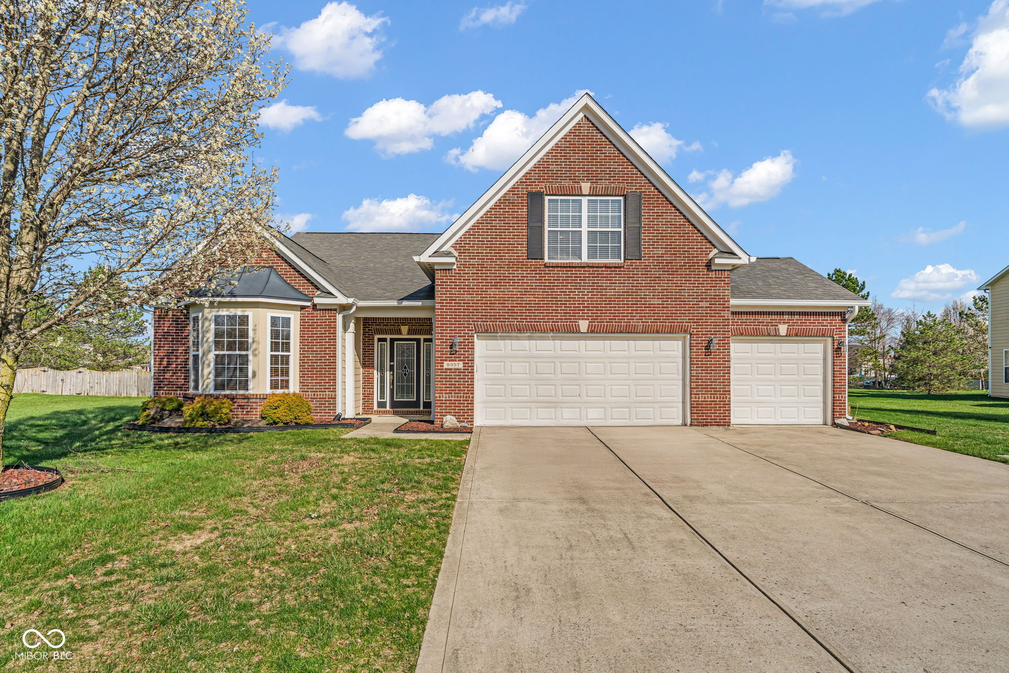 9357 Woodslake Drive