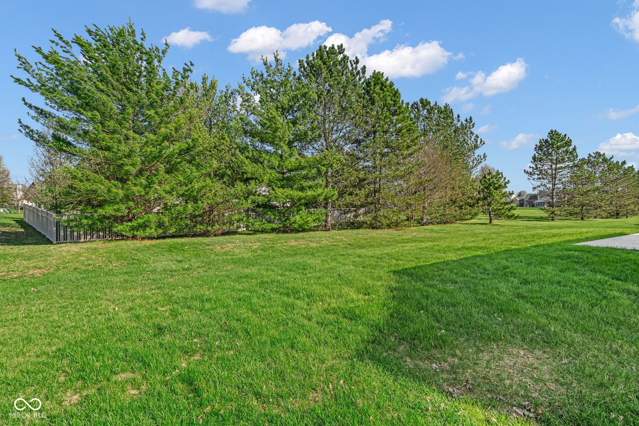 9357 Woodslake Drive