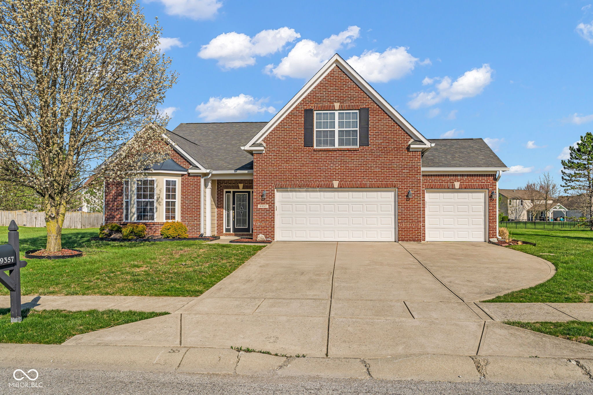 9357 Woodslake Drive