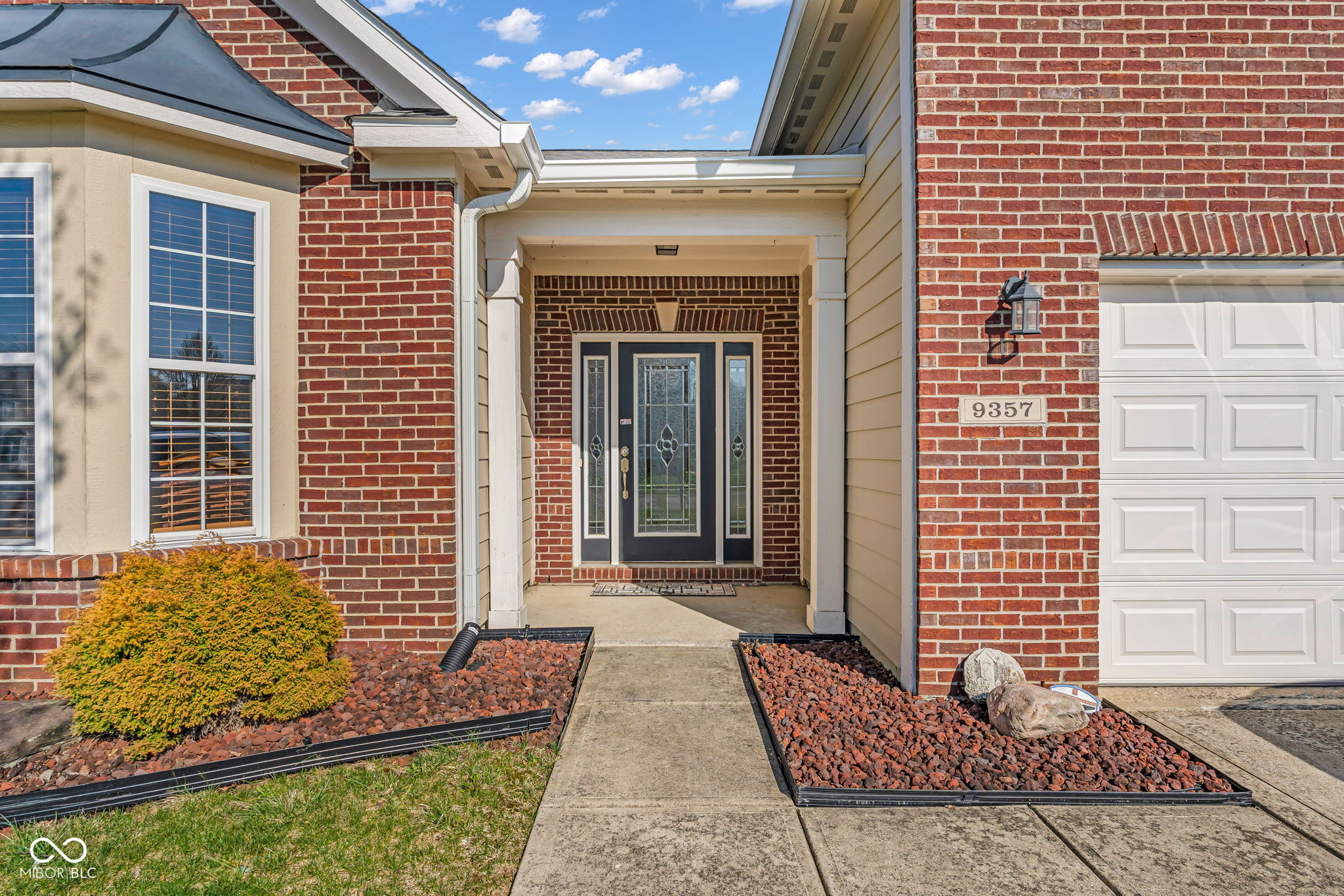 9357 Woodslake Drive
