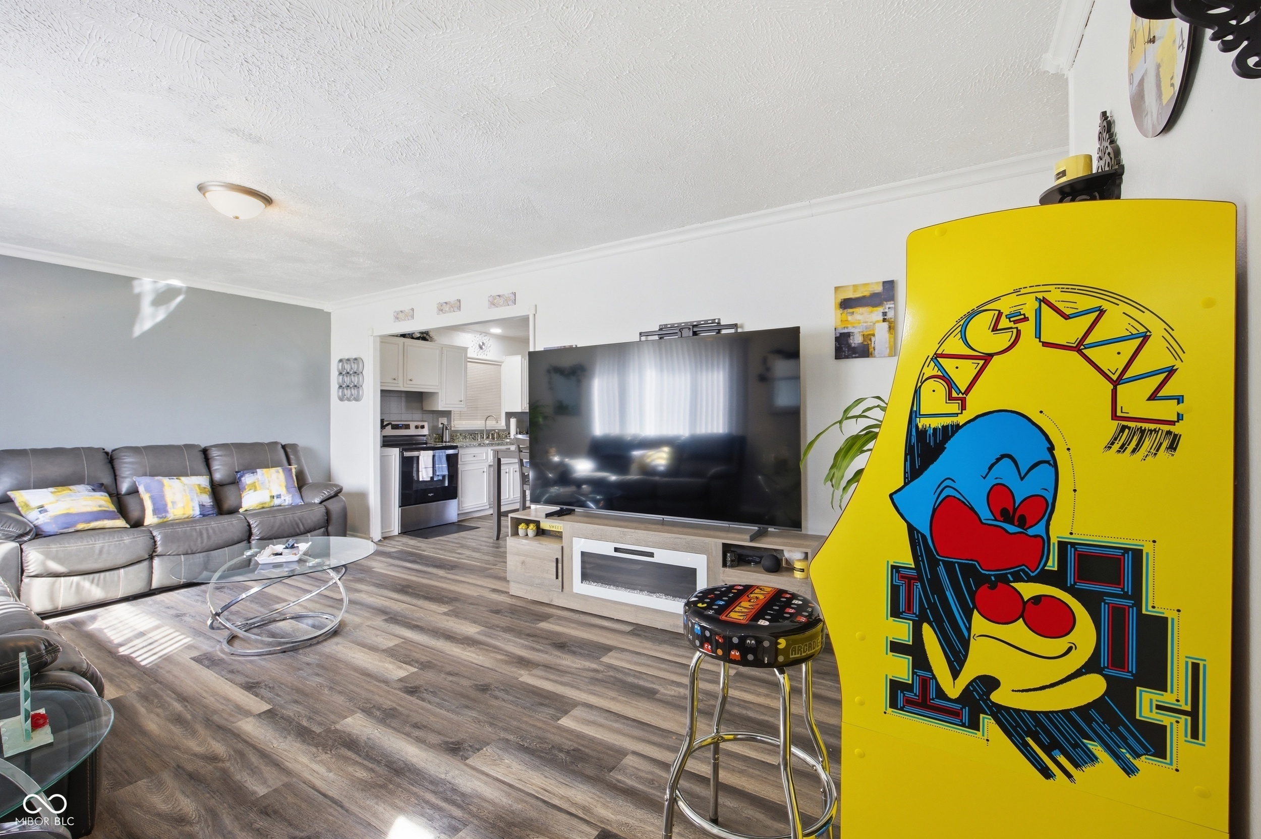 2502 Horton Drive