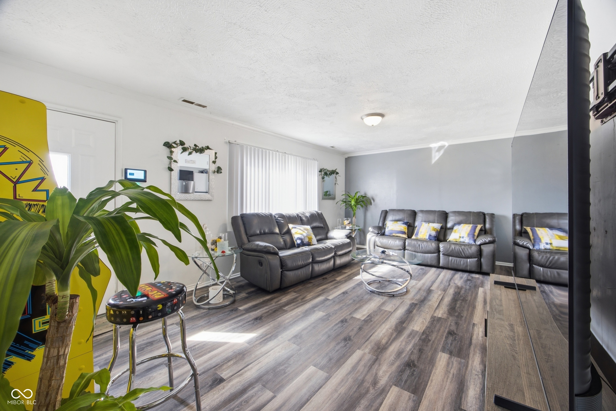 2502 Horton Drive