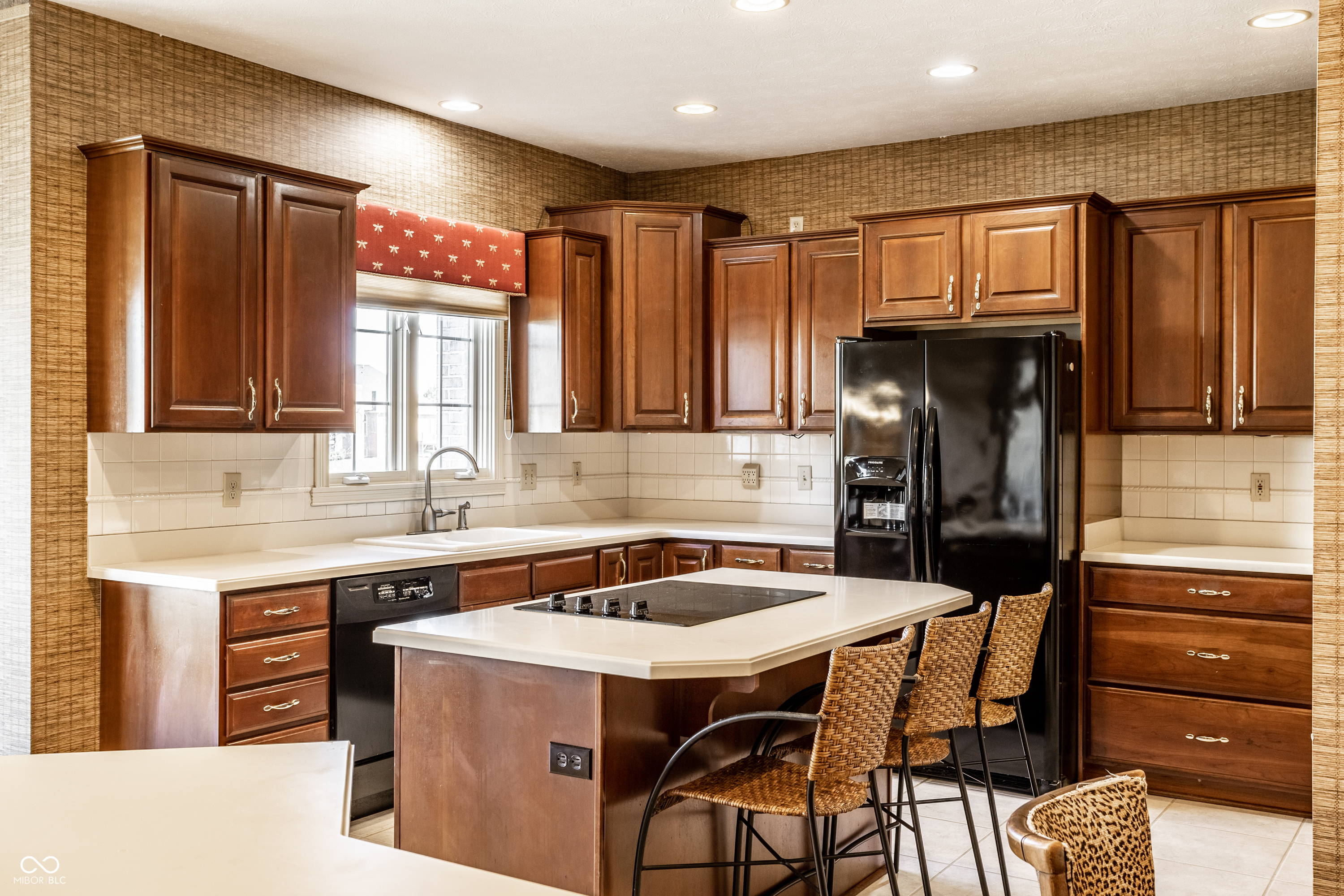 2444 Laurel Lake Boulevard