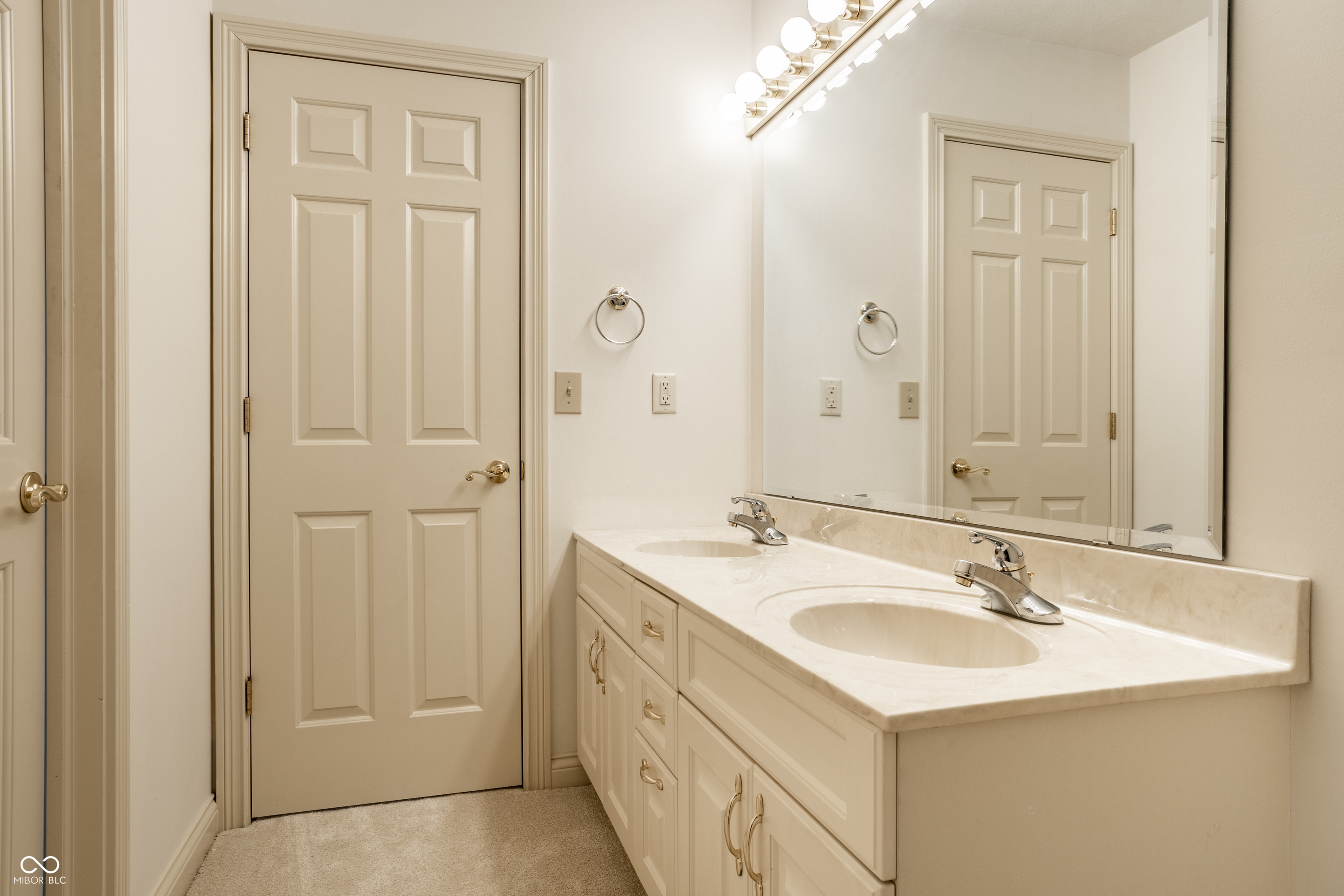 2444 Laurel Lake Boulevard