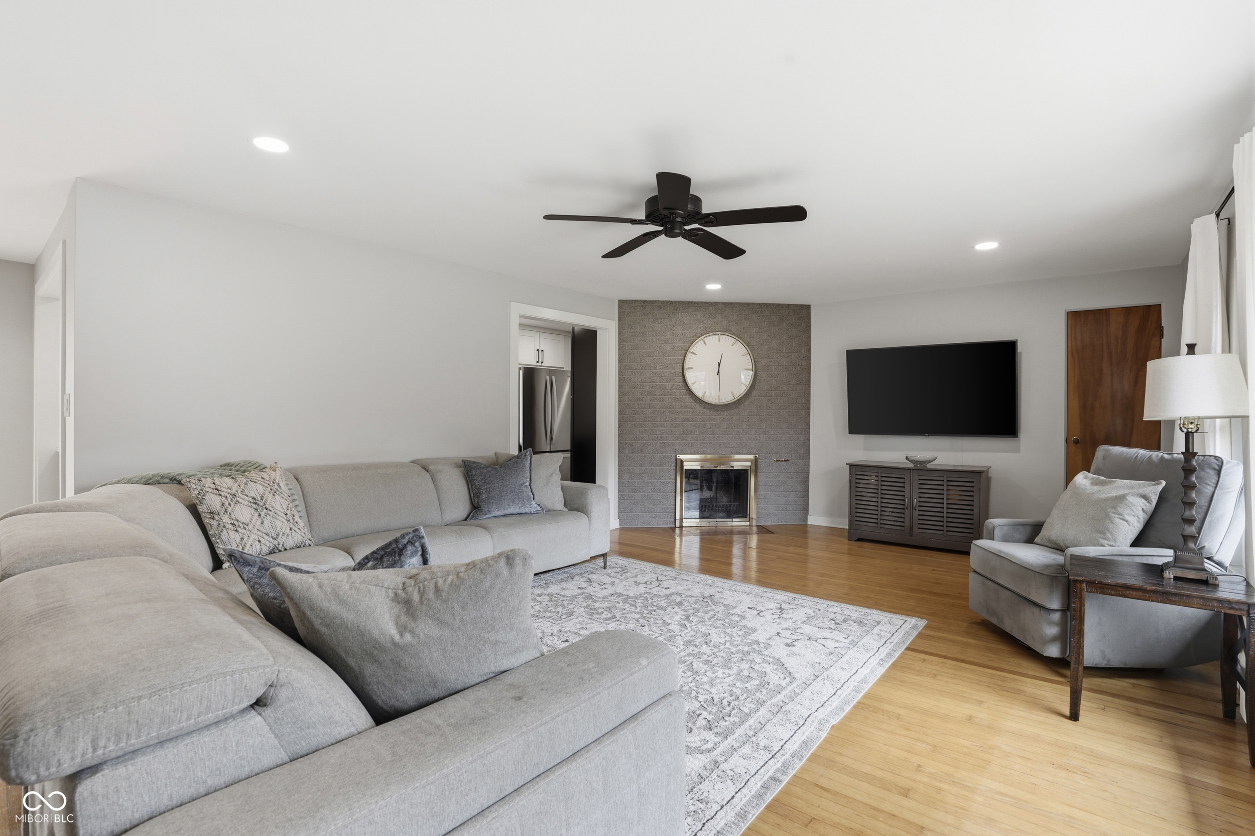 8816 El Rico Drive