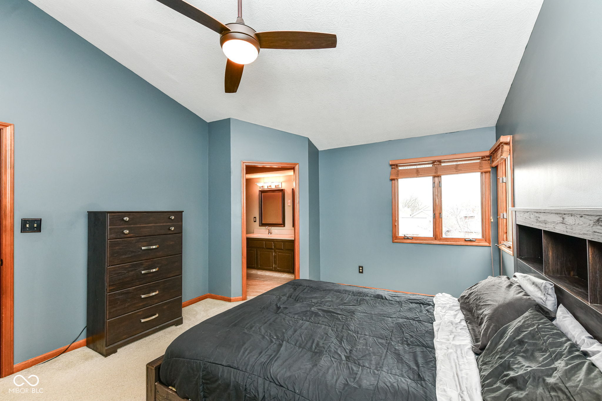 8188 Foxchase Circle