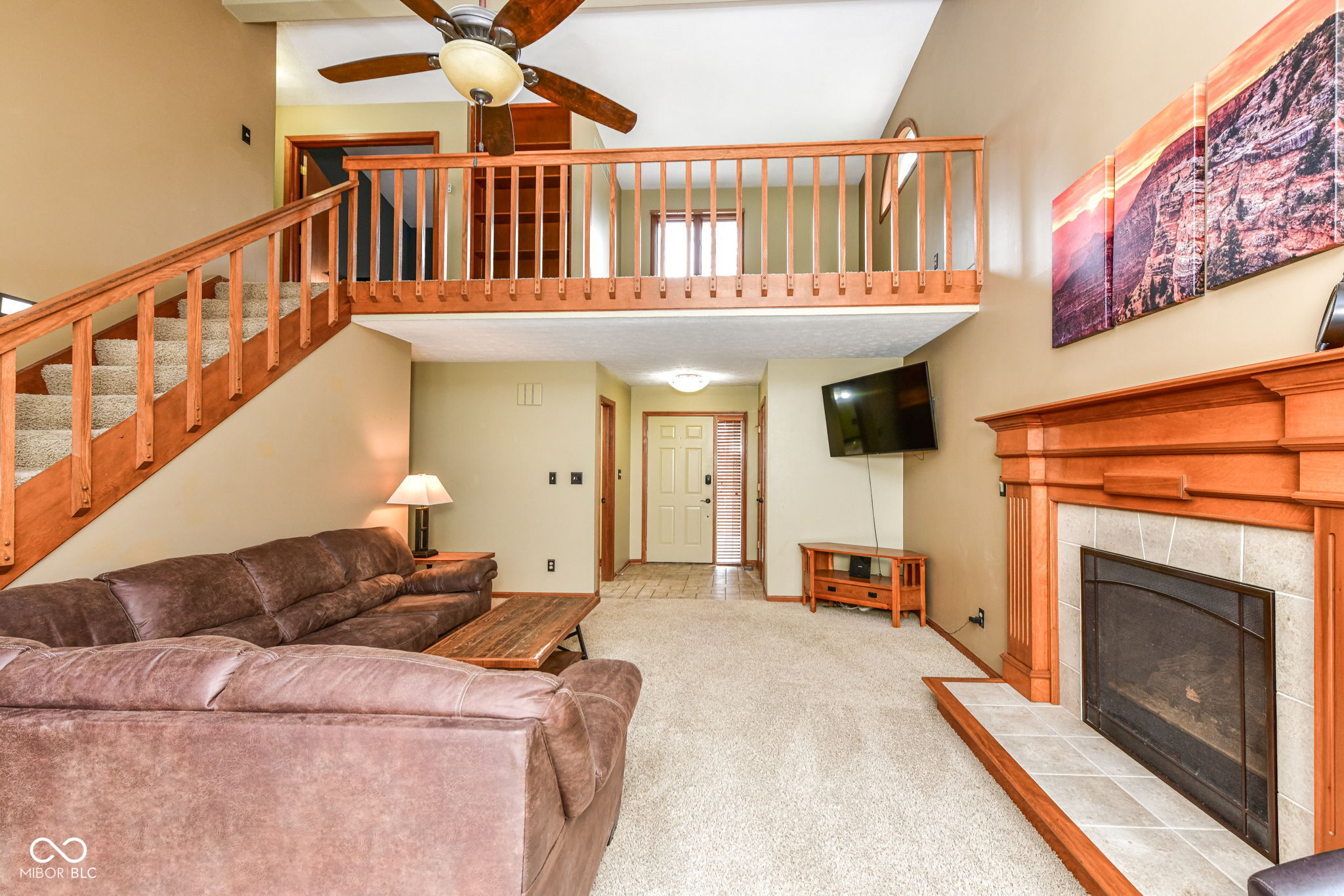 8188 Foxchase Circle