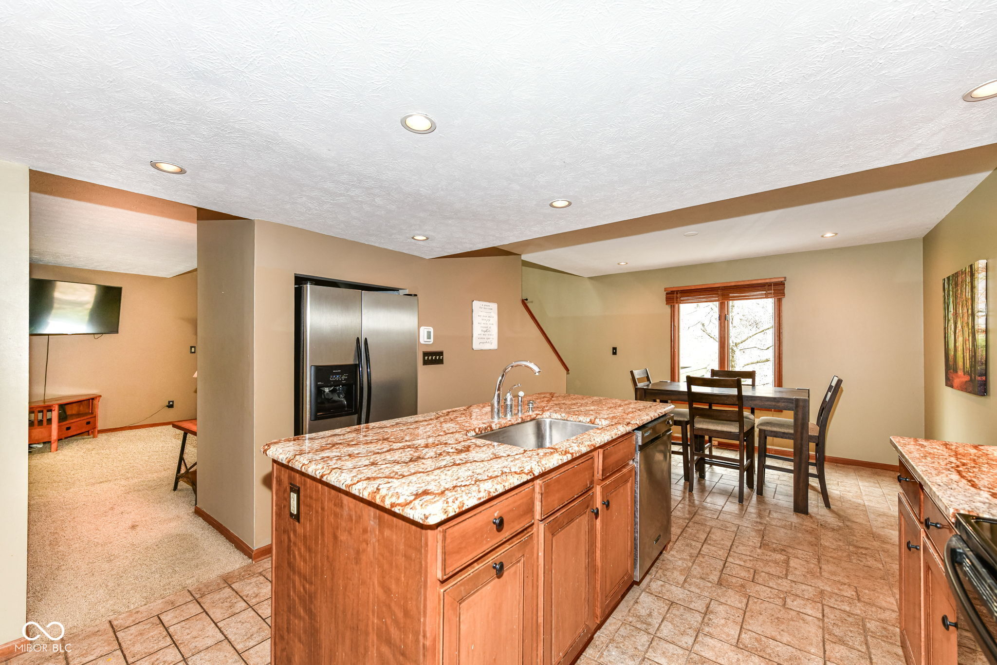 8188 Foxchase Circle