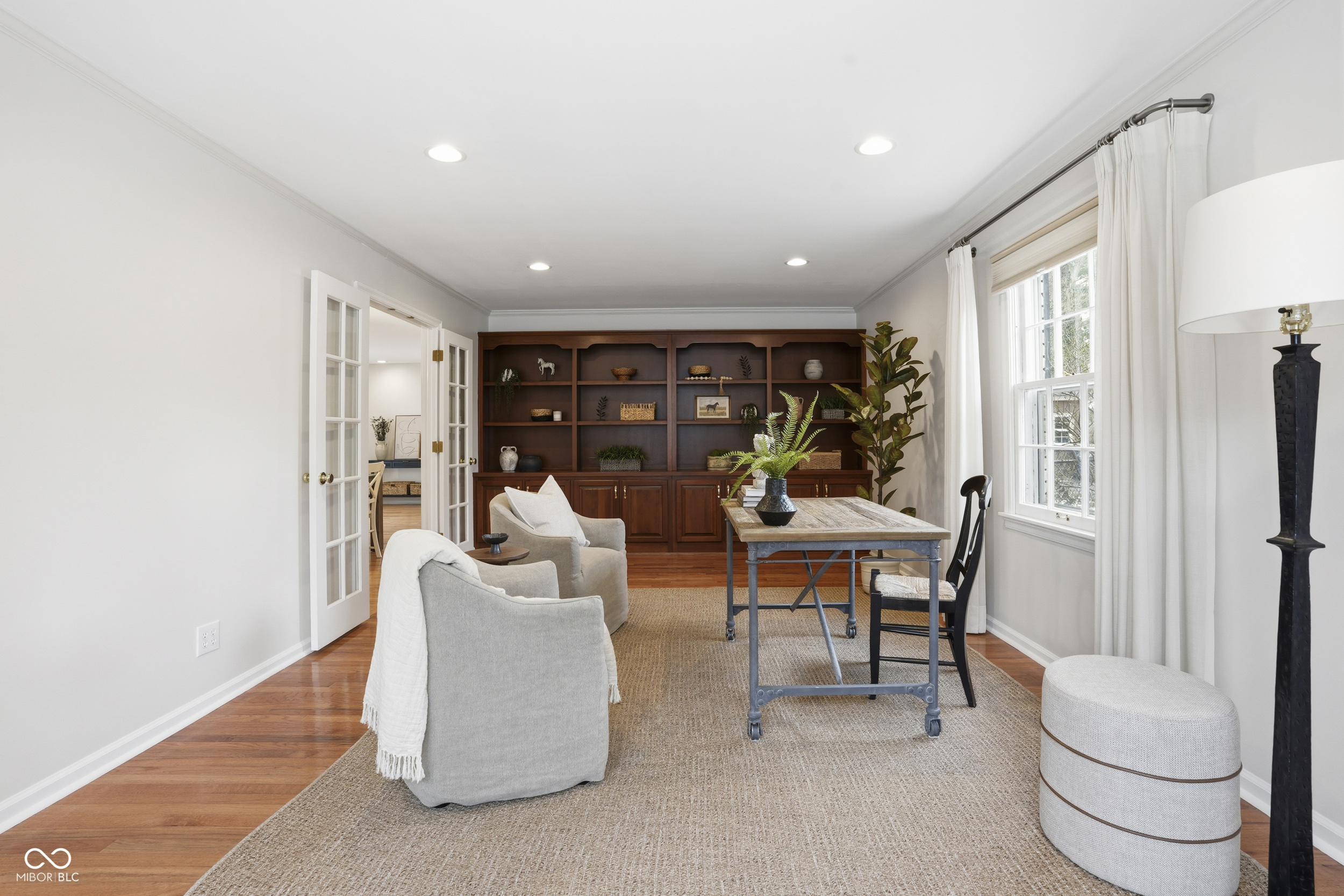 547 Holliday Lane