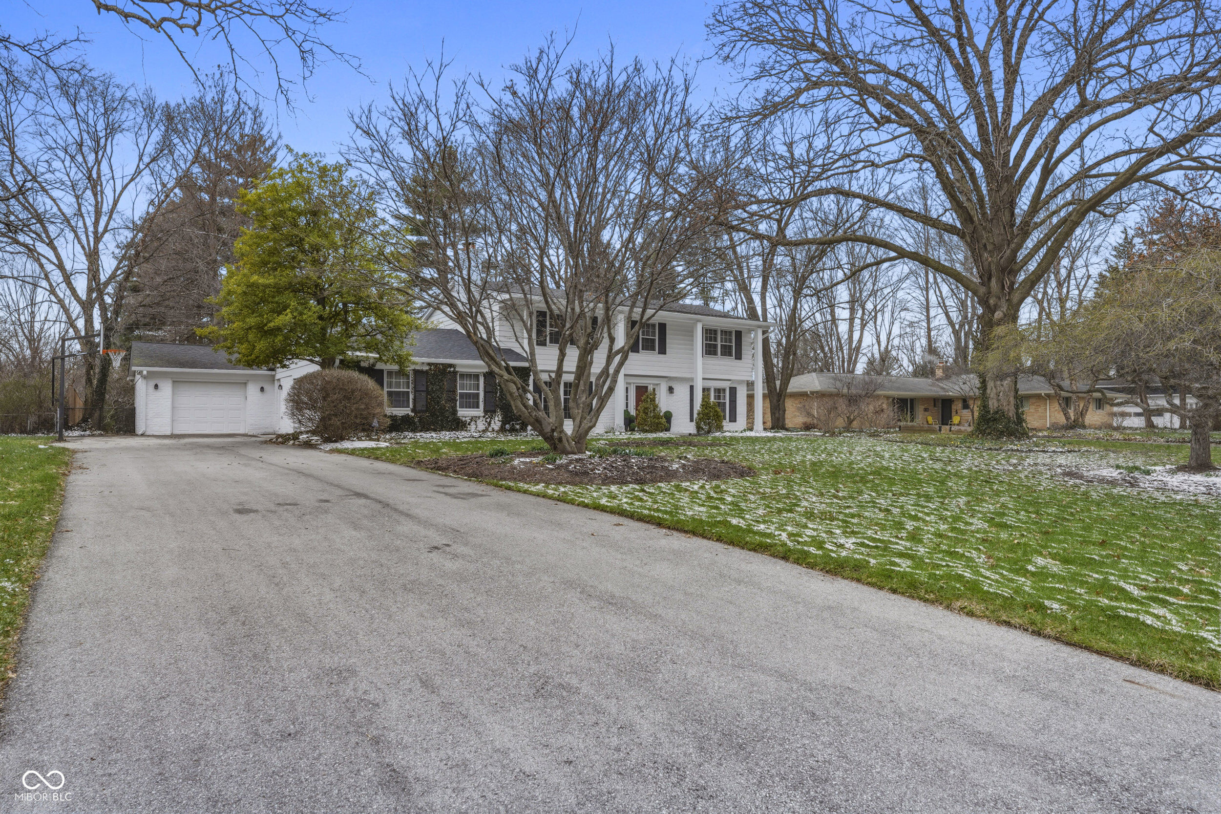 547 Holliday Lane