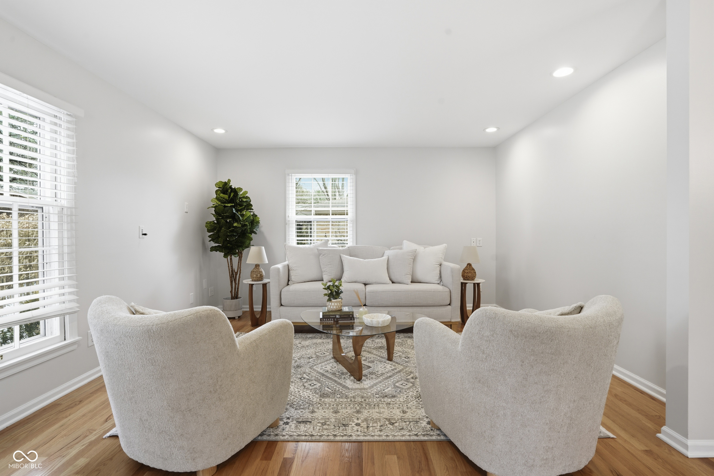 547 Holliday Lane