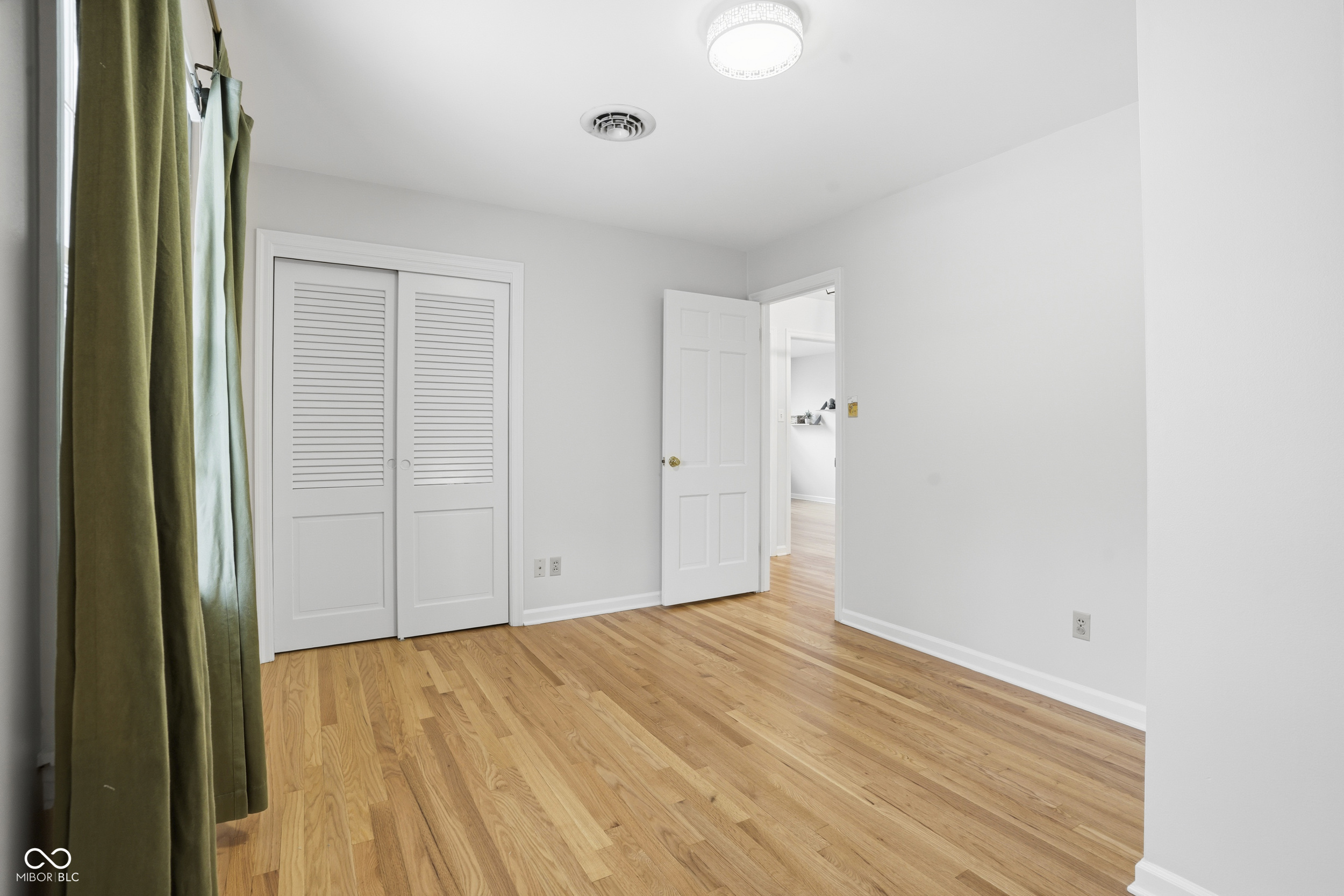 547 Holliday Lane