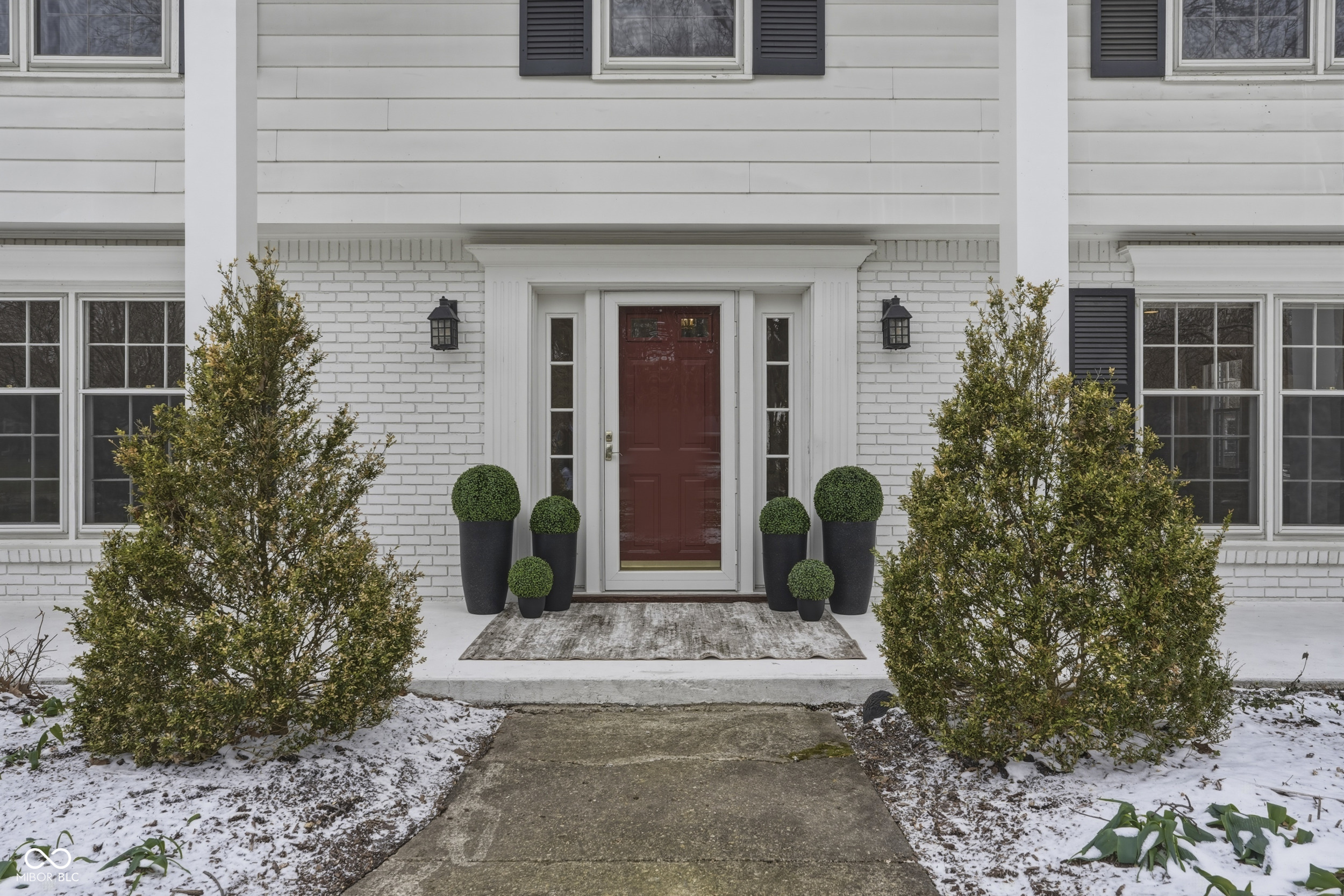 547 Holliday Lane
