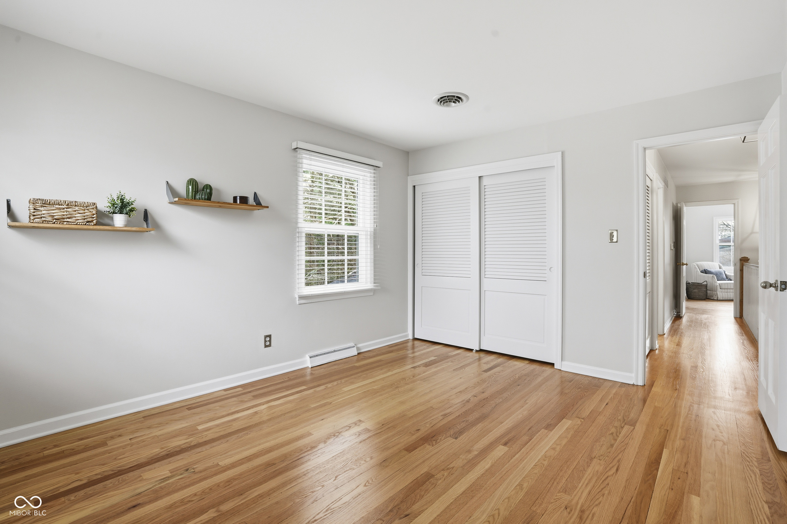 547 Holliday Lane