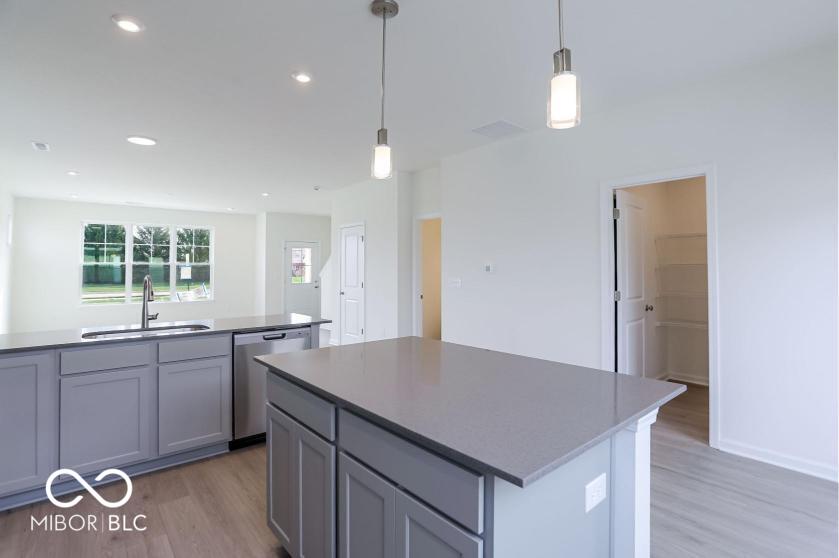 3959 Sandpiper Way