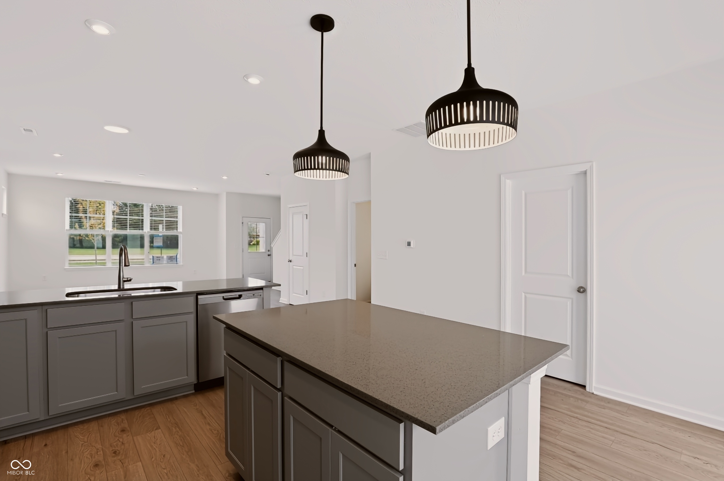 3959 Sandpiper Way