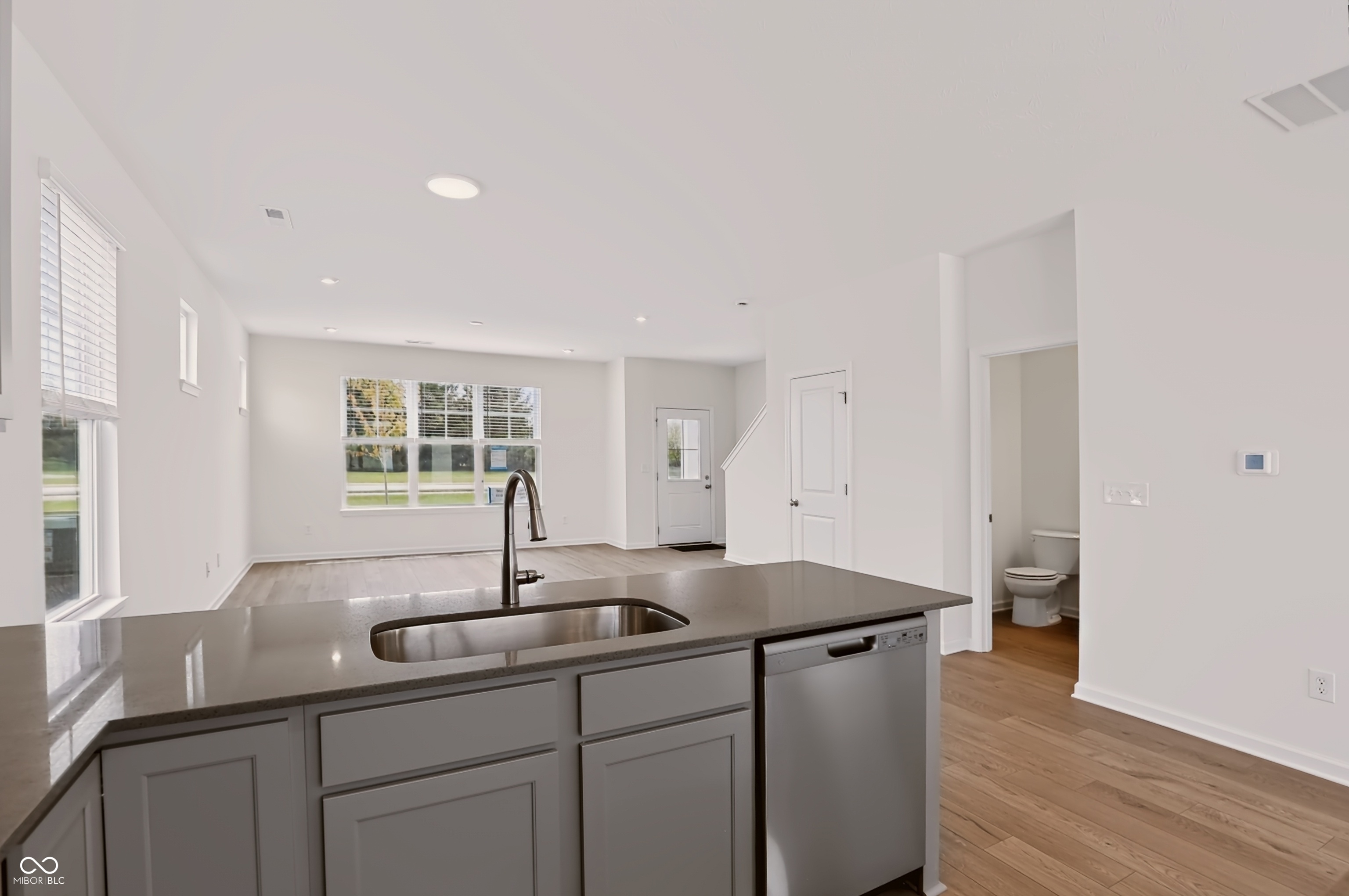 3959 Sandpiper Way