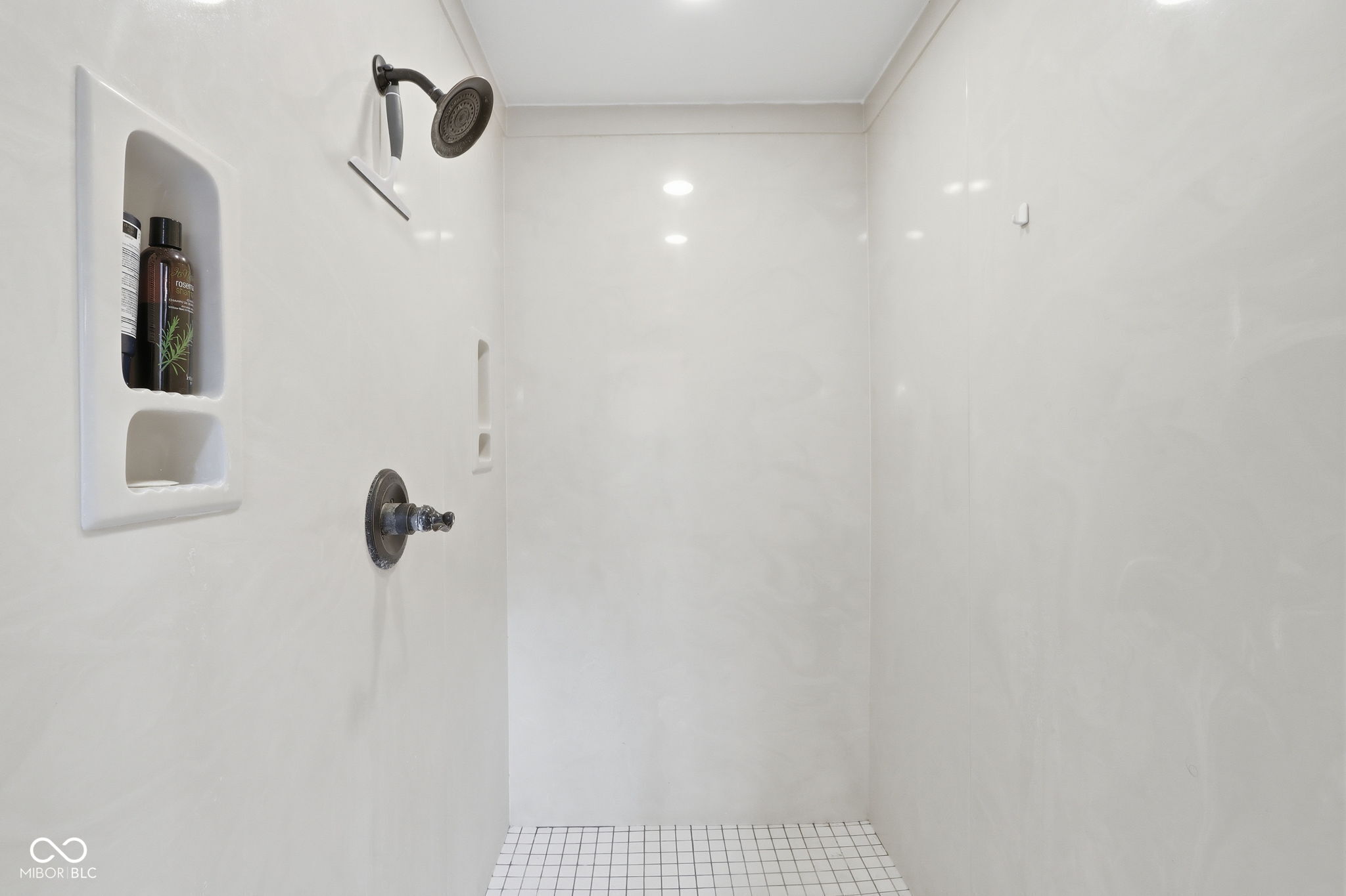 5291 Woodfield Drive S