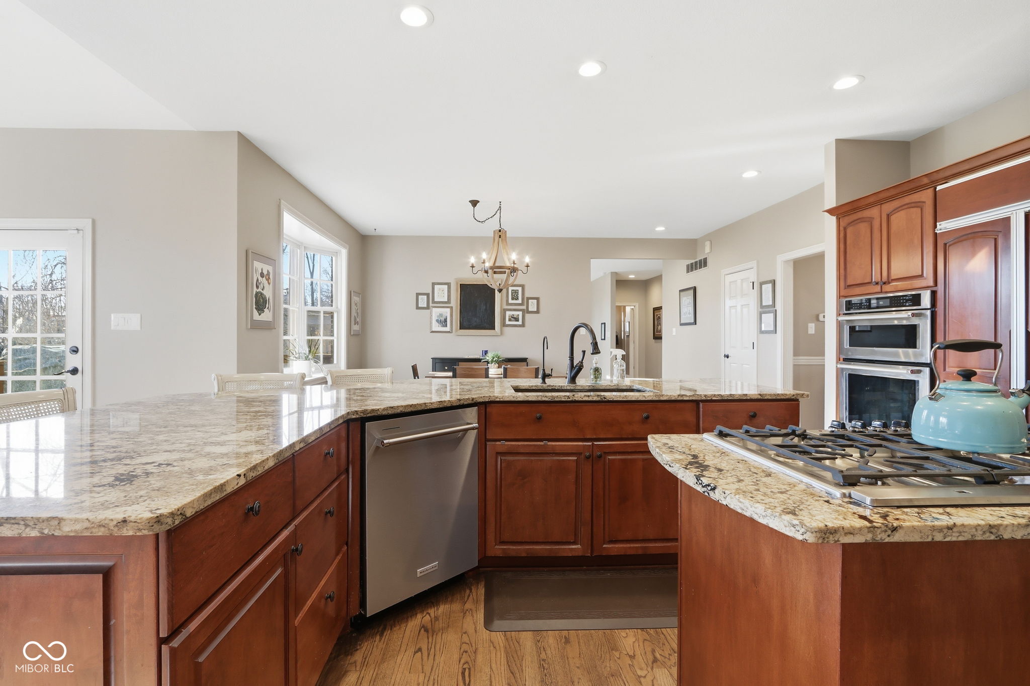 5291 Woodfield Drive S