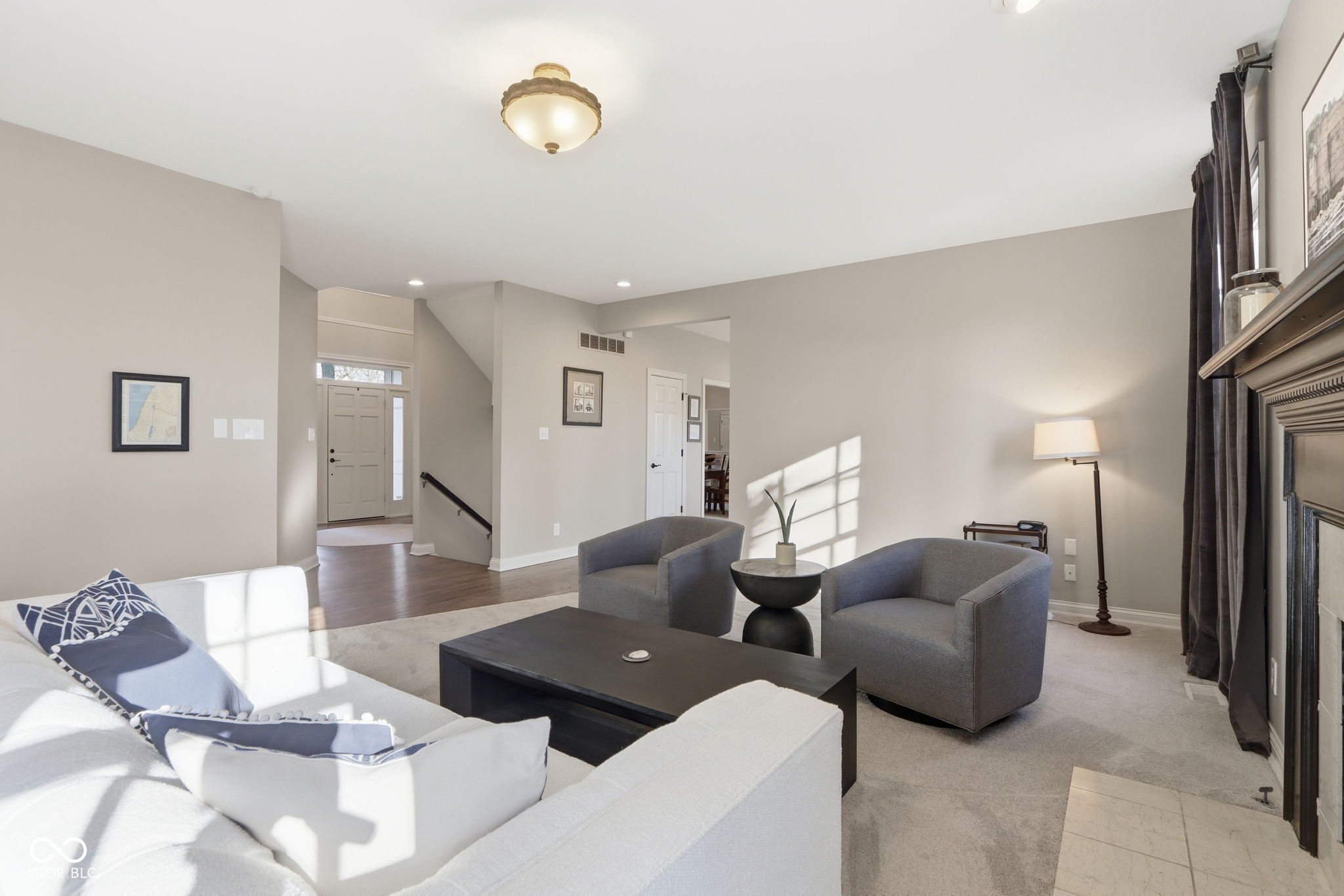 5291 Woodfield Drive S