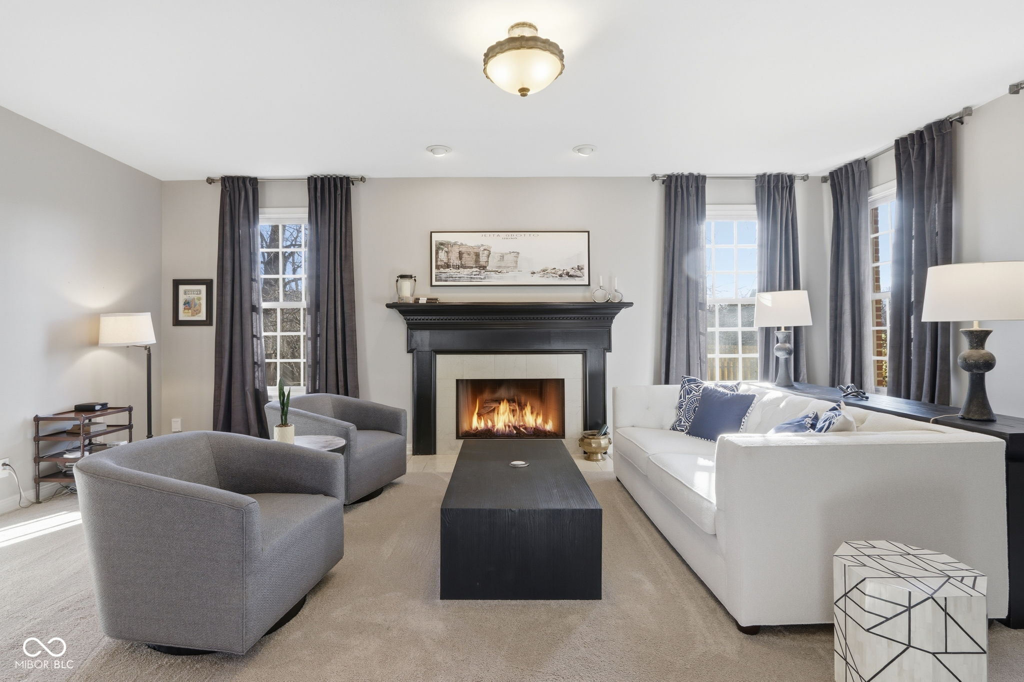 5291 Woodfield Drive S