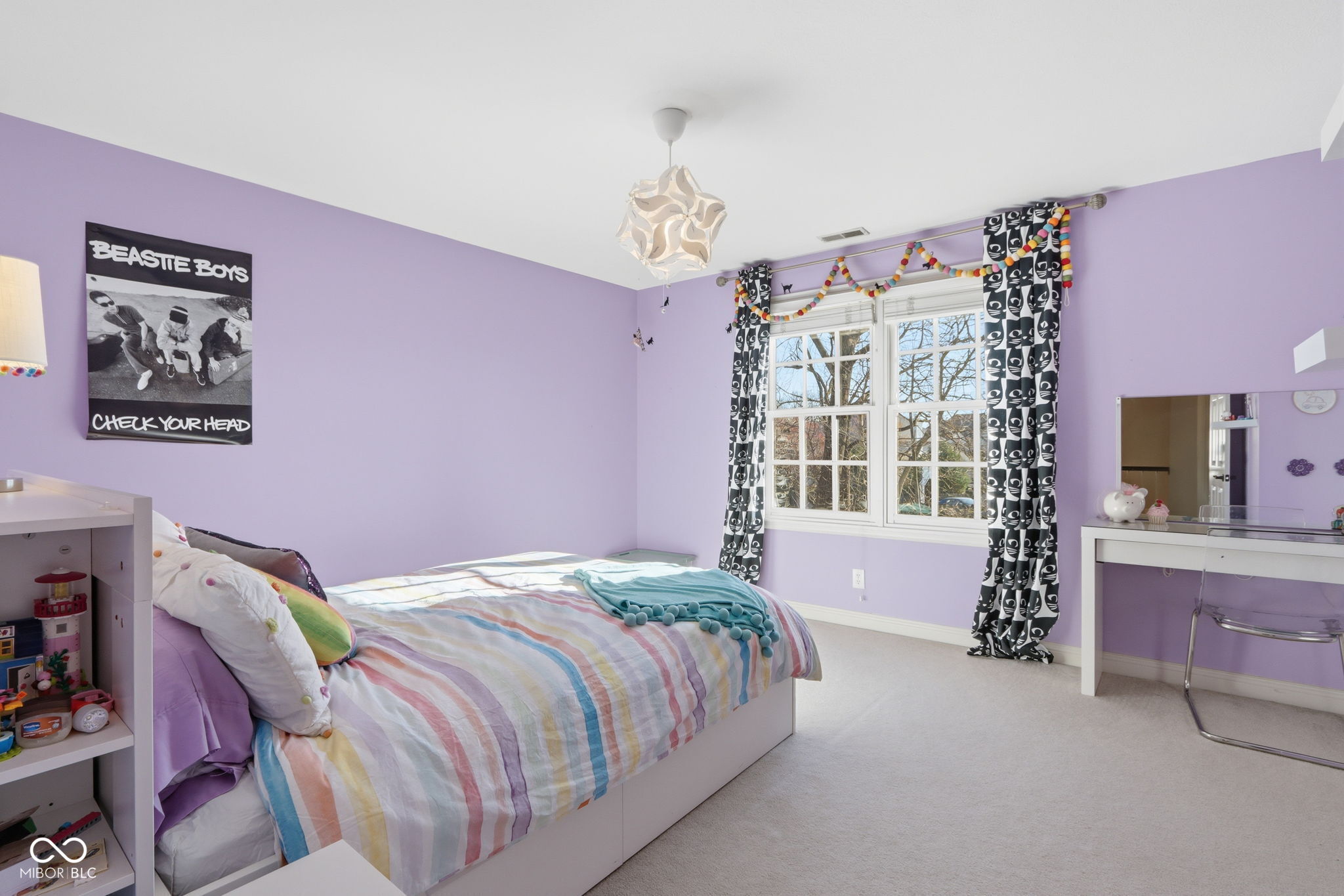 5291 Woodfield Drive S