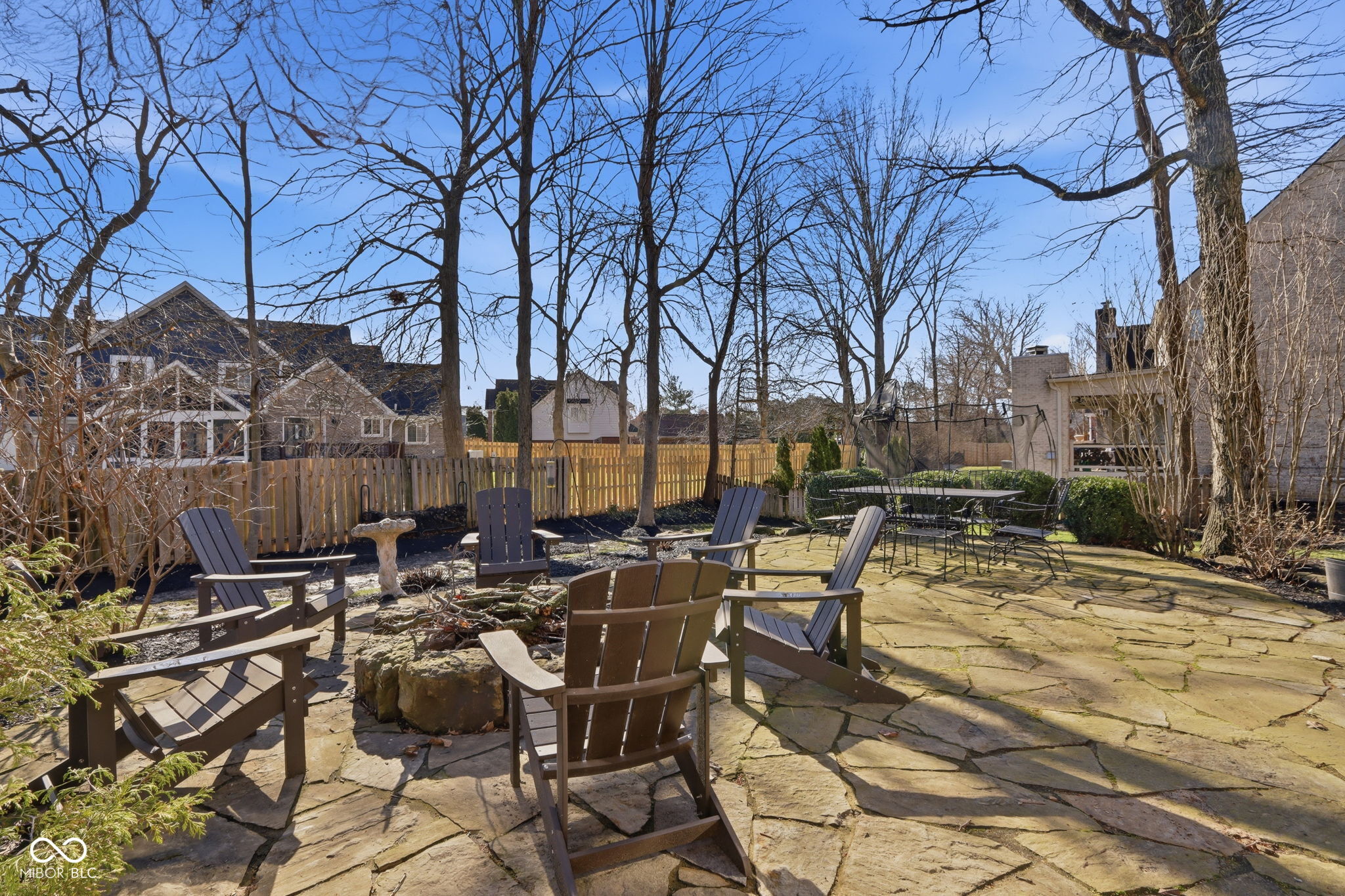 5291 Woodfield Drive S