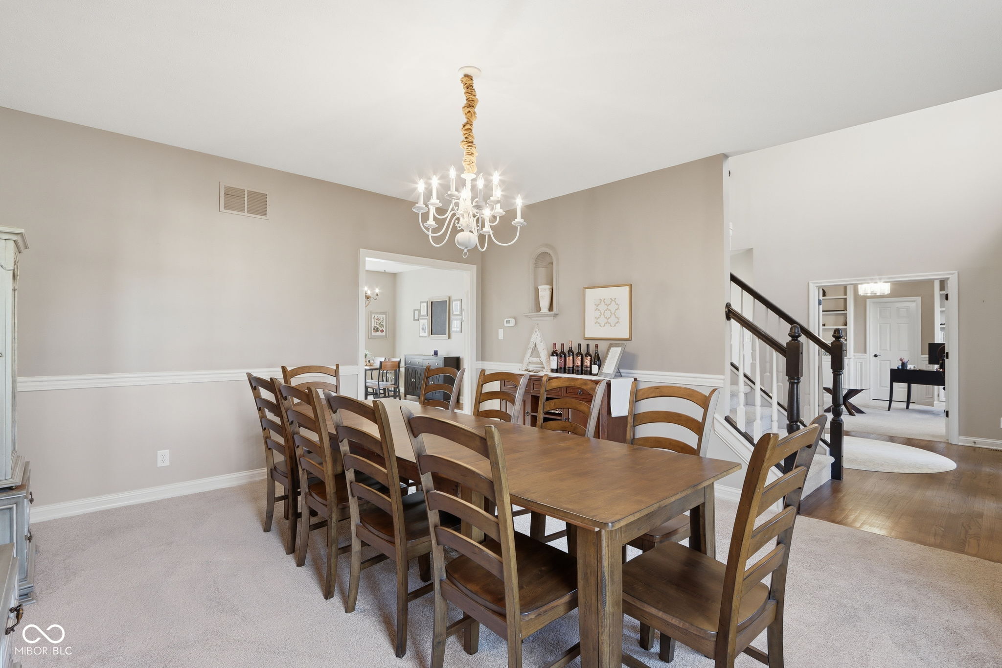 5291 Woodfield Drive S