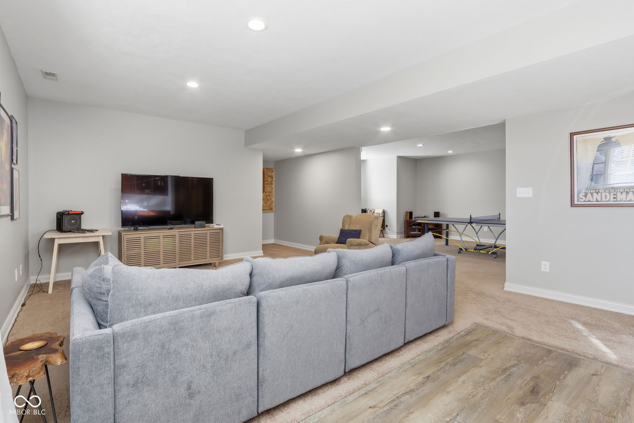 5291 Woodfield Drive S