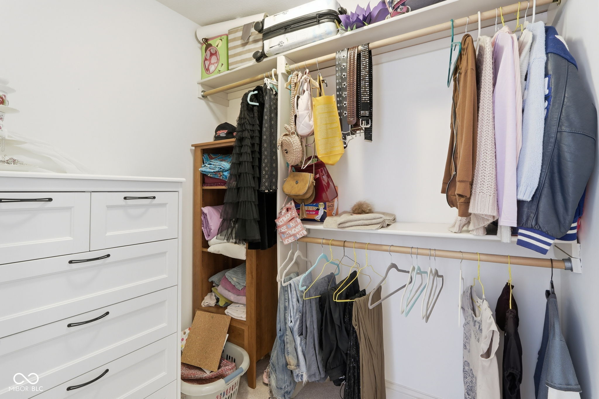 5291 Woodfield Drive S