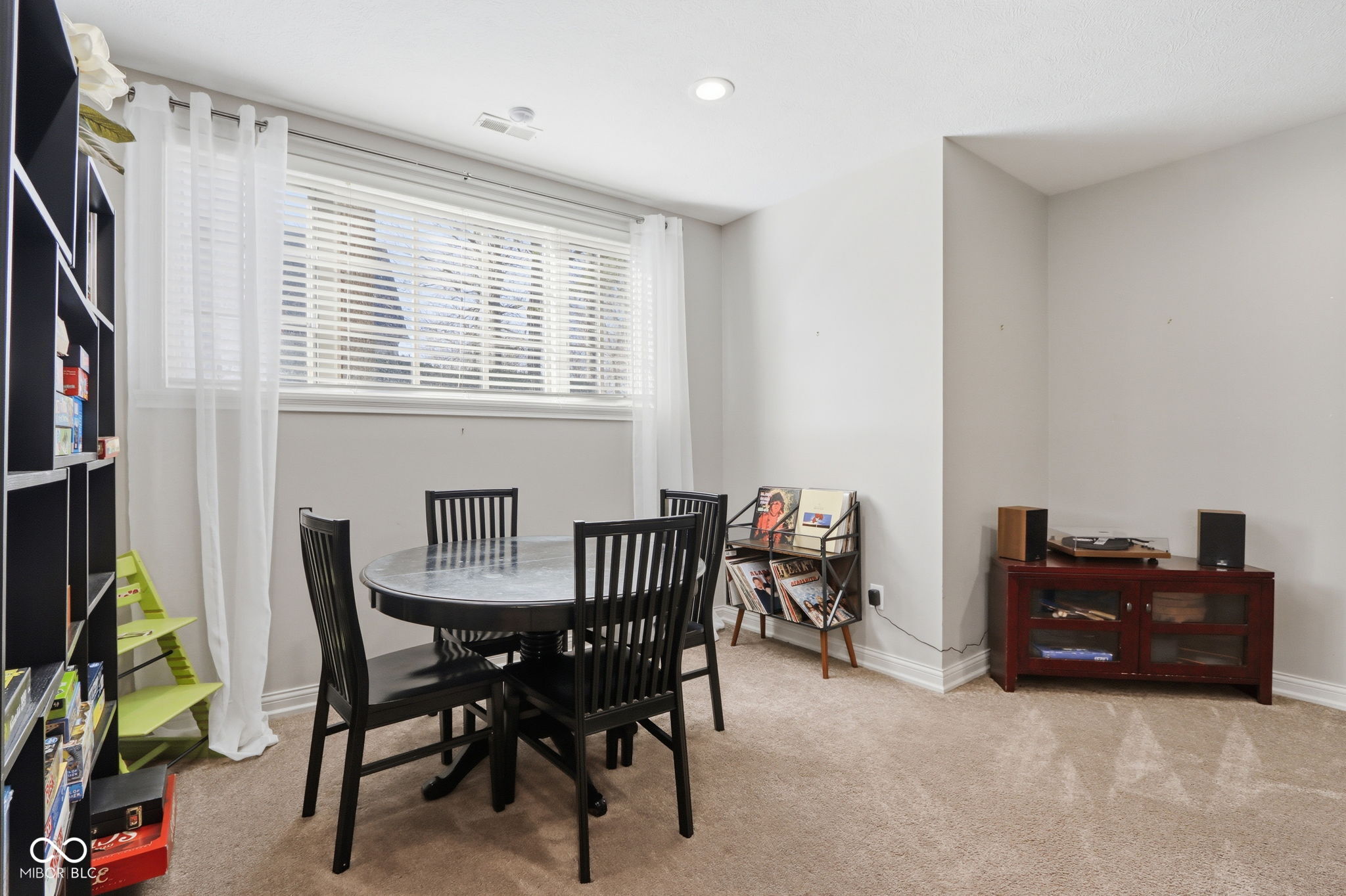 5291 Woodfield Drive S