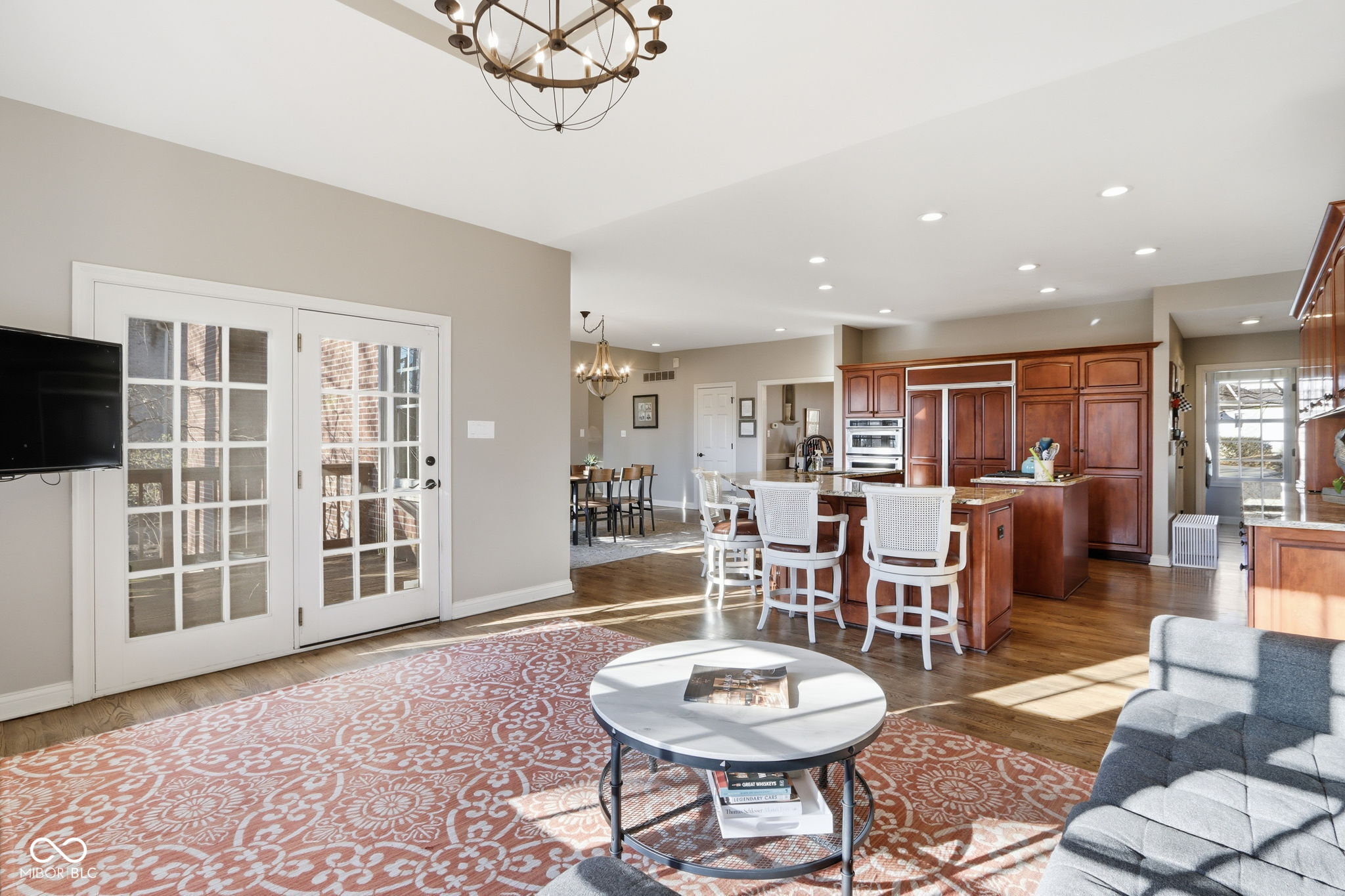 5291 Woodfield Drive S