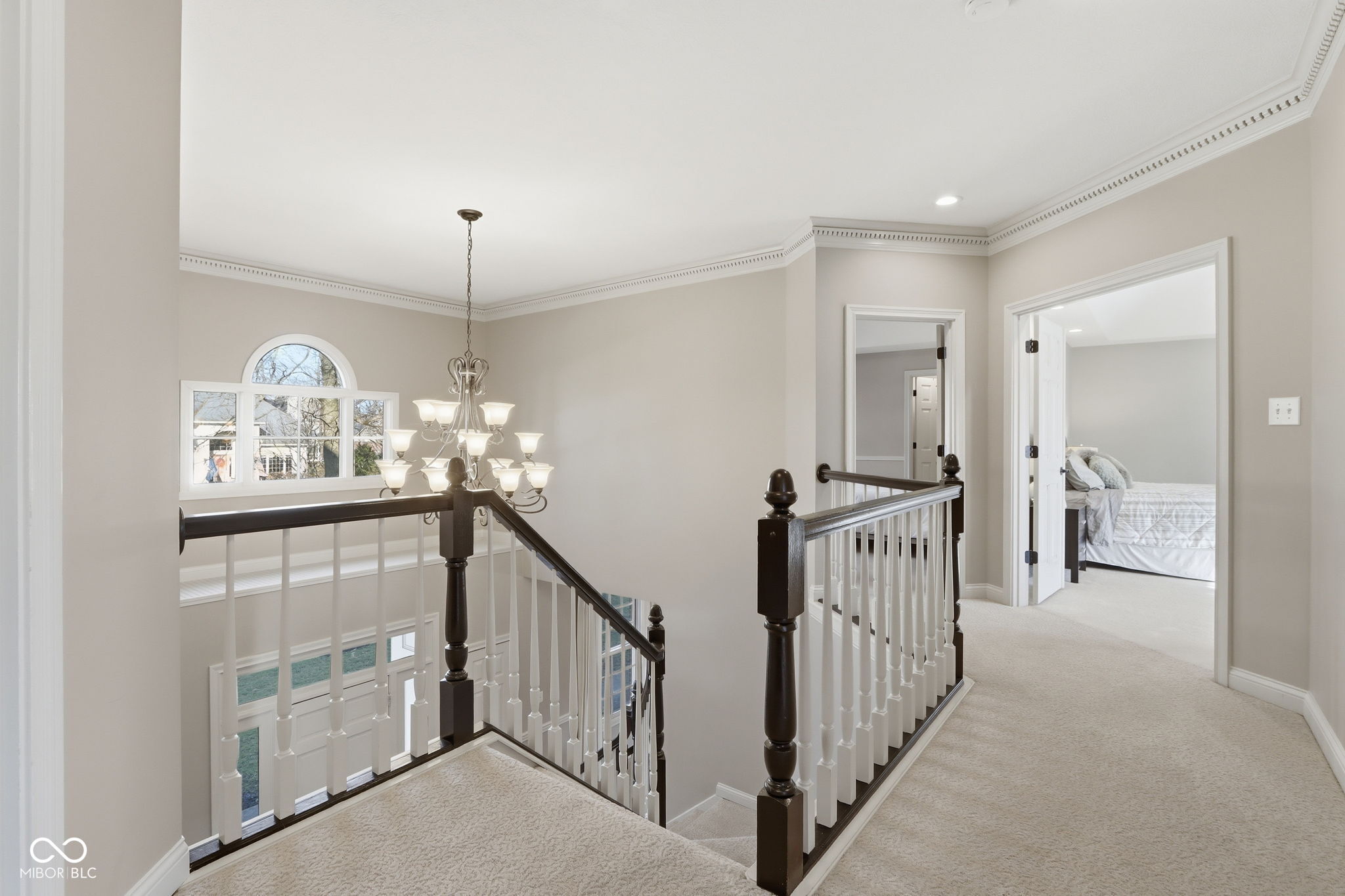 5291 Woodfield Drive S