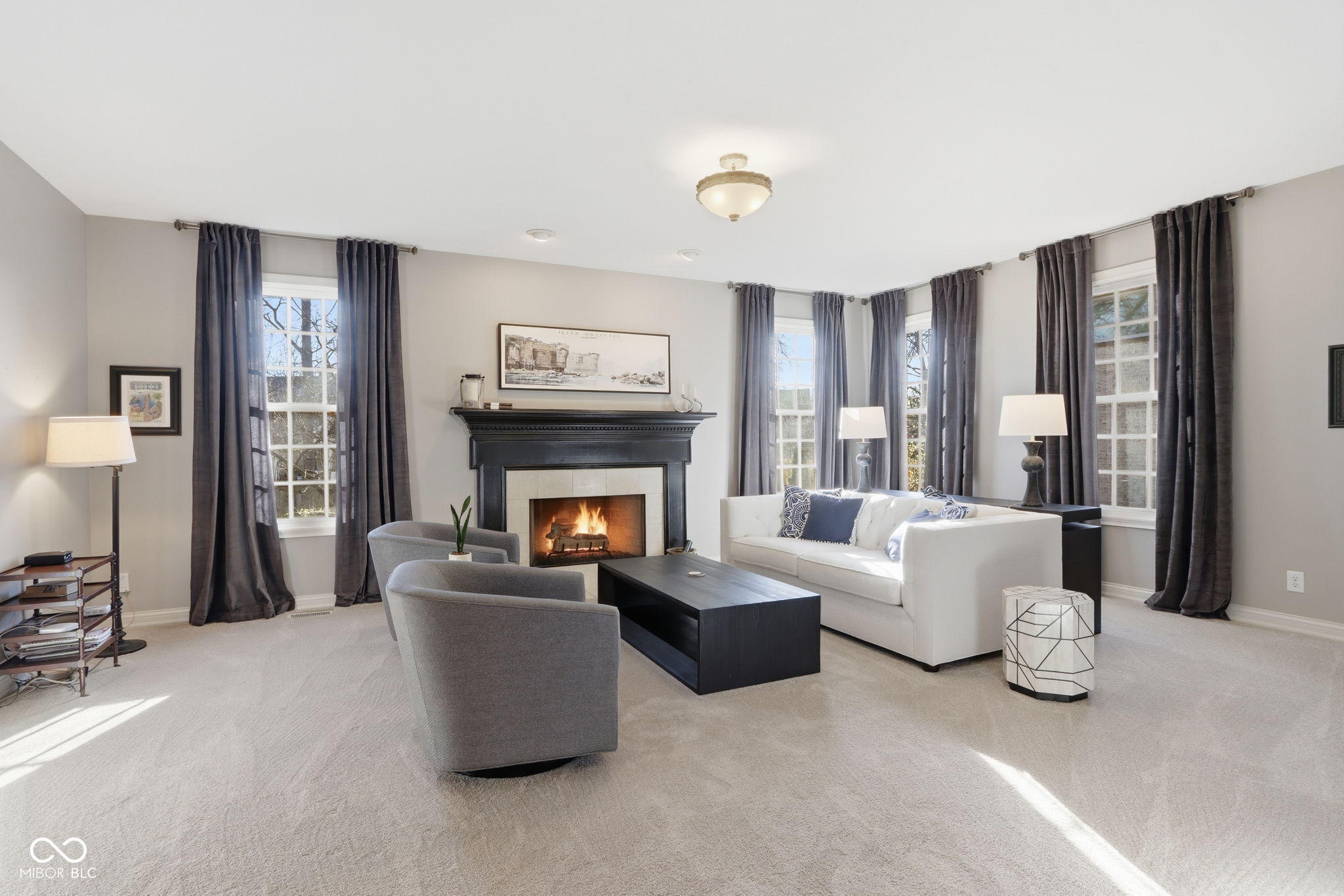 5291 Woodfield Drive S