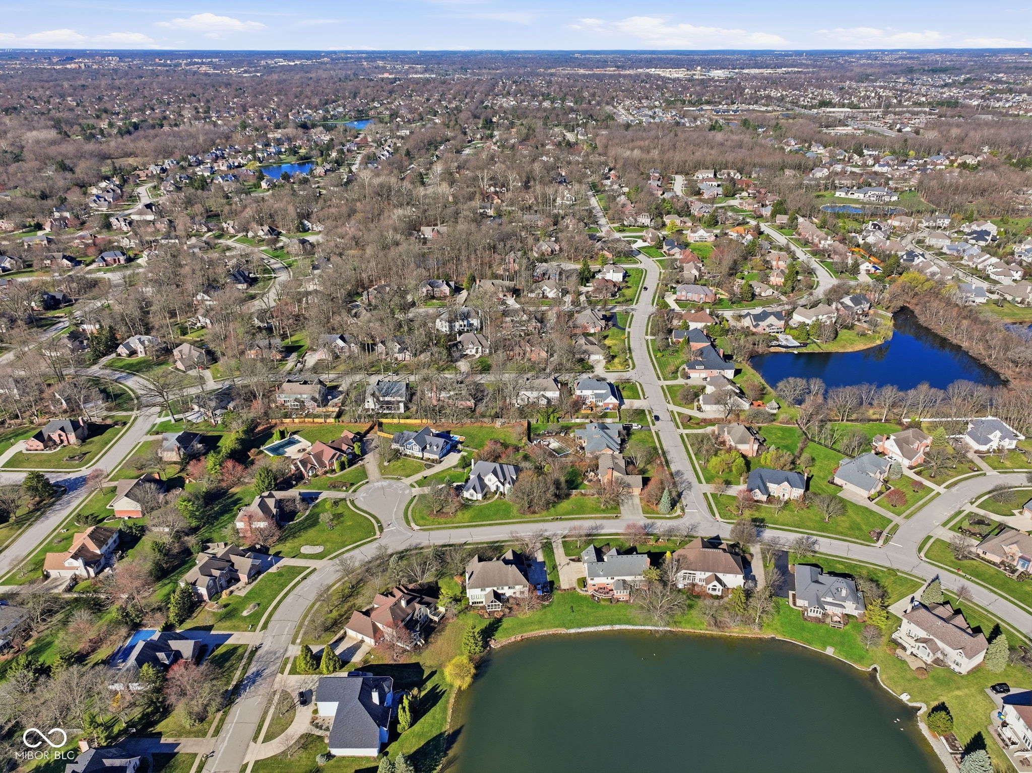 5291 Woodfield Drive S