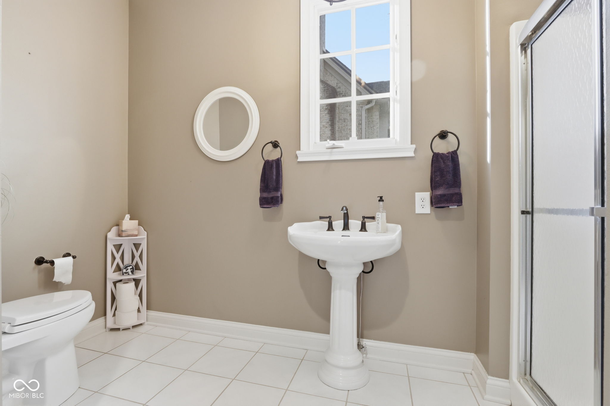 5291 Woodfield Drive S