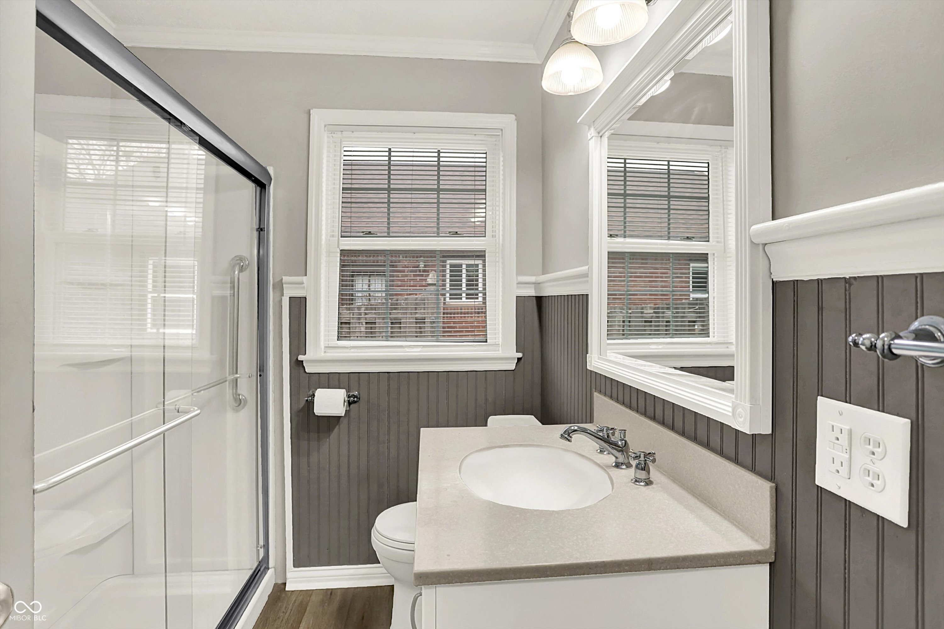 1420 N Leland Avenue