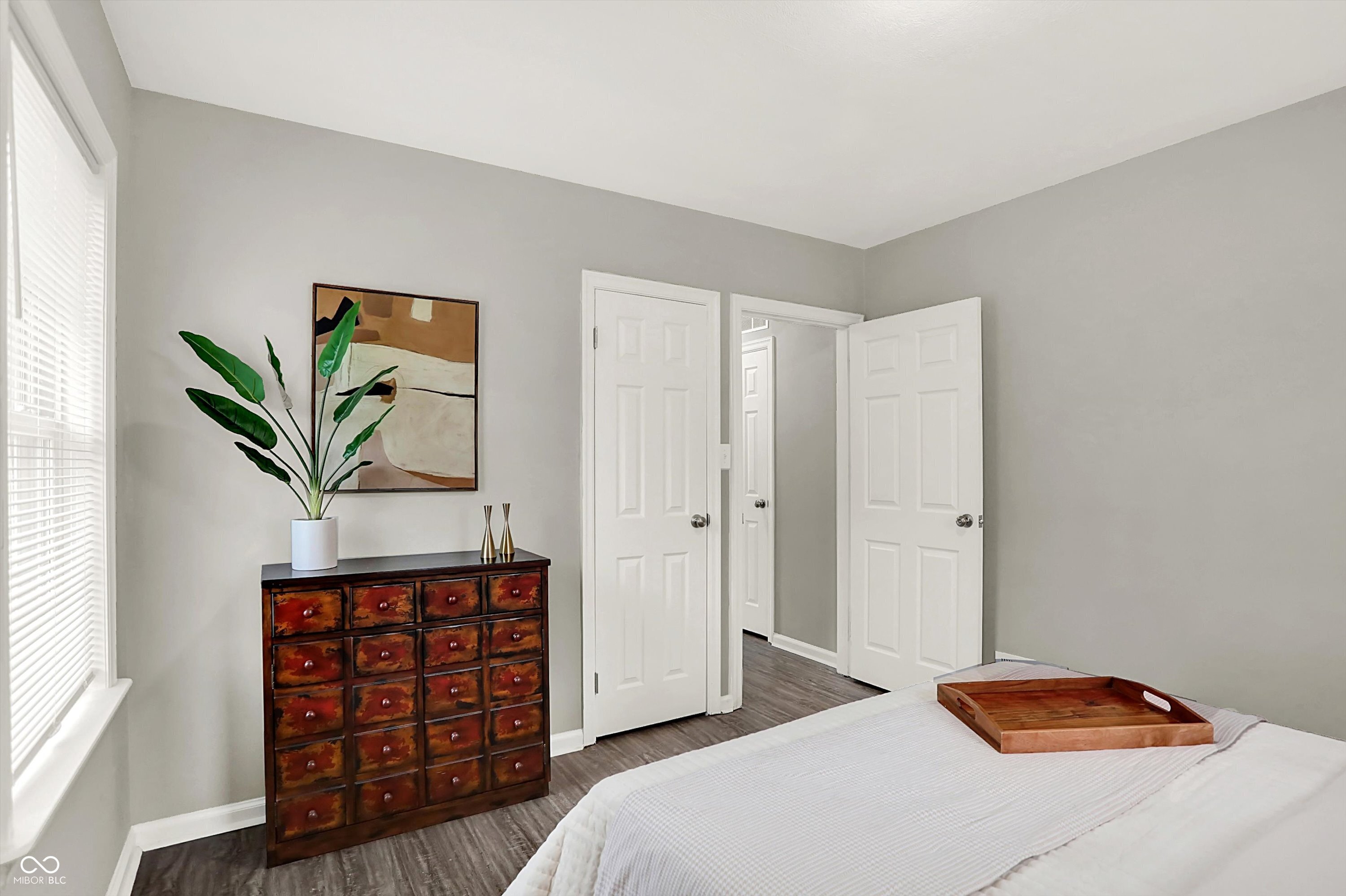 1420 N Leland Avenue