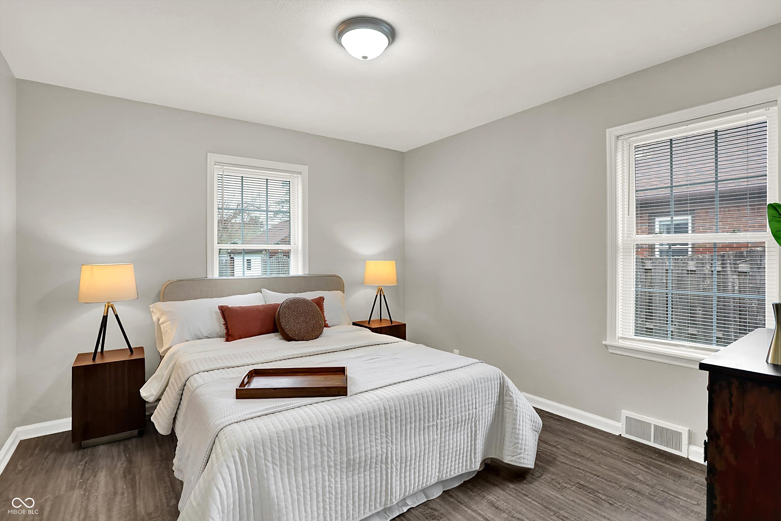 1420 N Leland Avenue