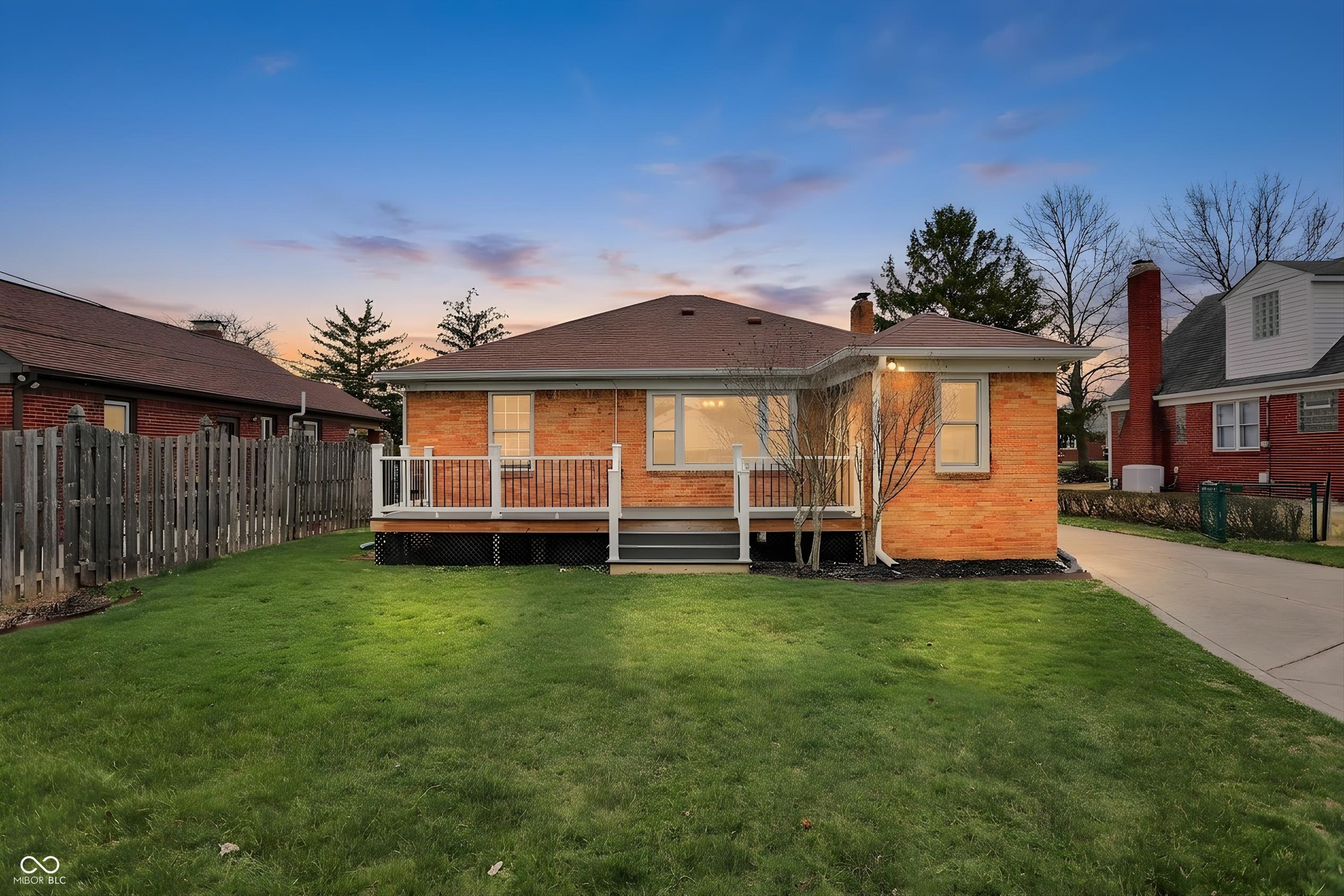 1420 N Leland Avenue